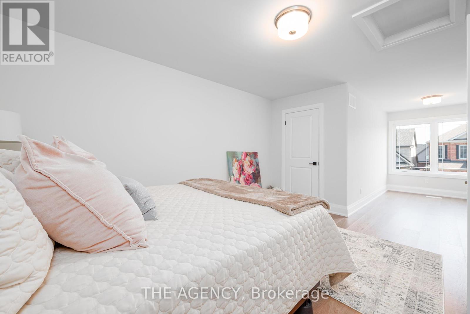 425 Melling Avenue, Peterborough (Northcrest Ward 5), Ontario  K9H 0J2 - Photo 27 - X12379804