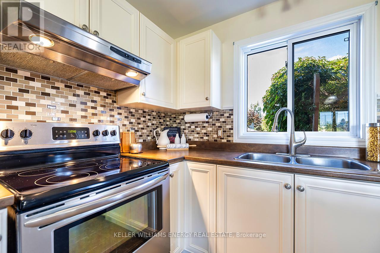 61 Bay Street W, Trent Hills (Hastings), Ontario  K0L 1Y0 - Photo 12 - X12379882