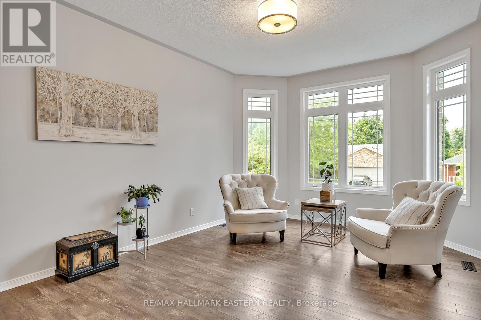 1787 Waddell Avenue, Peterborough (Otonabee Ward 1), Ontario  K9K 2G5 - Photo 12 - X12378043