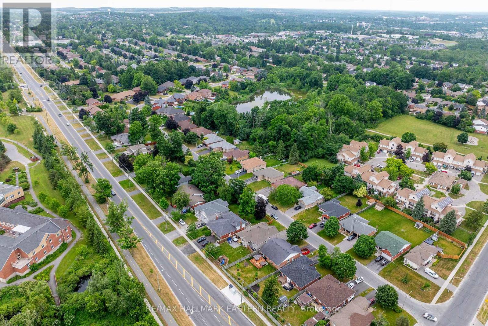 1787 Waddell Avenue, Peterborough (Otonabee Ward 1), Ontario  K9K 2G5 - Photo 39 - X12378043