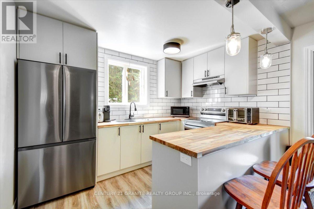 2289 LOOP ROAD, highlands east (monmouth), Ontario