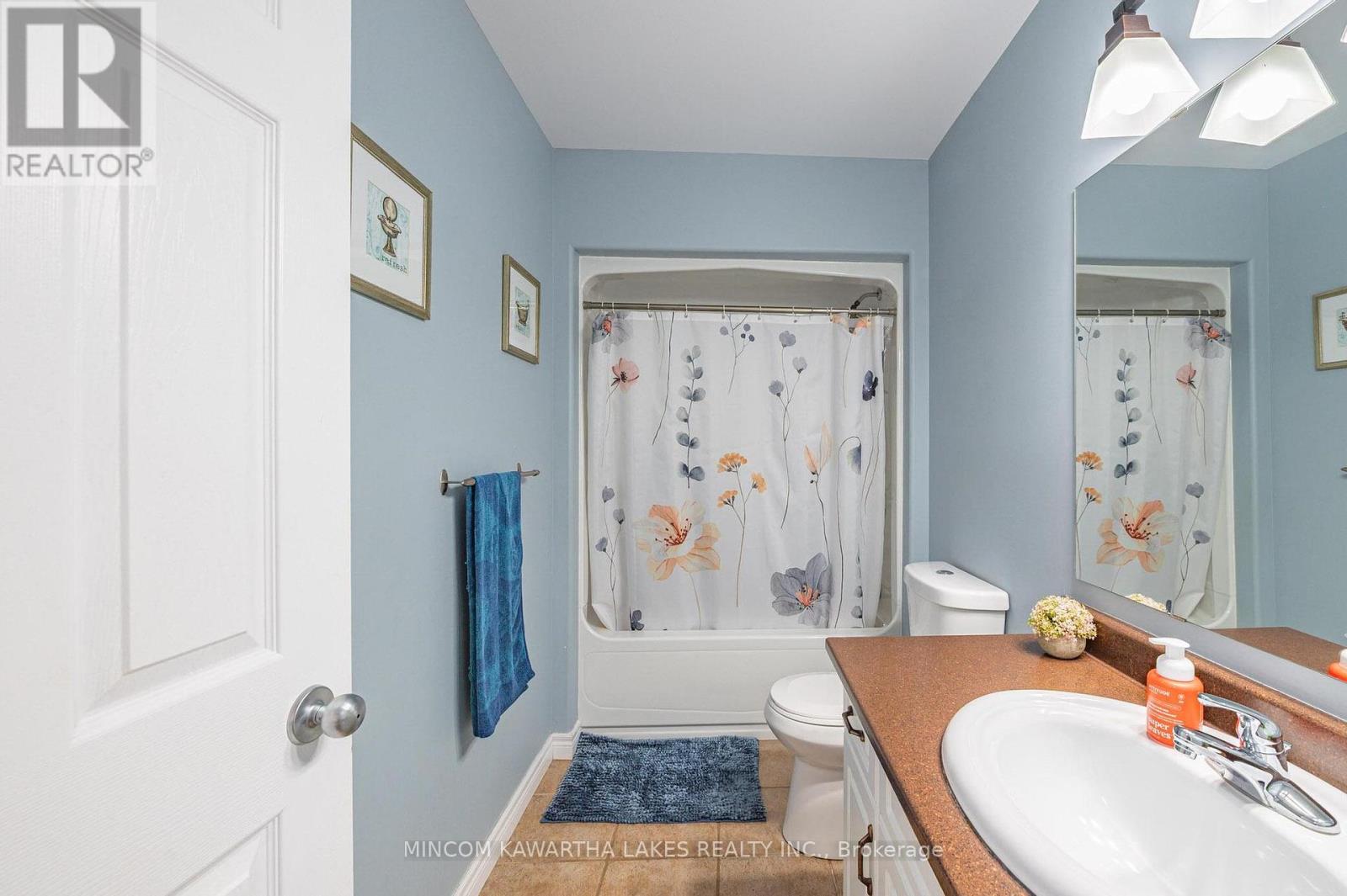 1247 Haggis Drive, Peterborough (Monaghan Ward 2), Ontario  K9K 2S9 - Photo 7 - X12380007