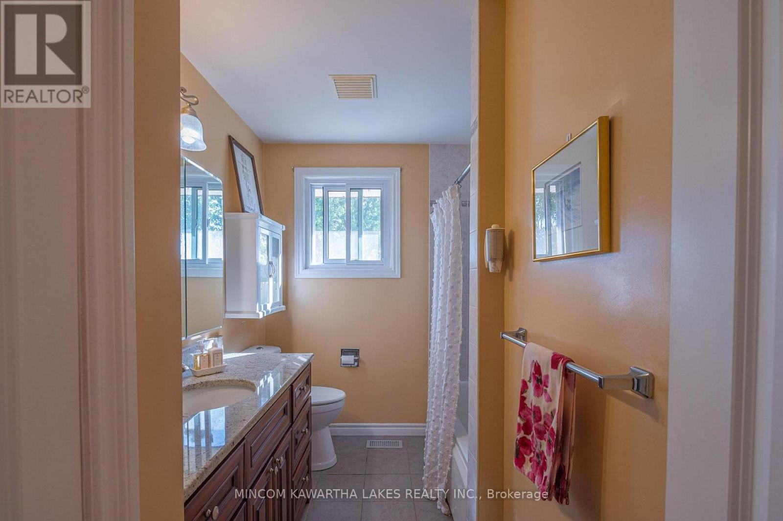 2397 Queen Mary Street, Cavan Monaghan (Cavan Twp), Ontario  L0A 1C0 - Photo 24 - X12380105