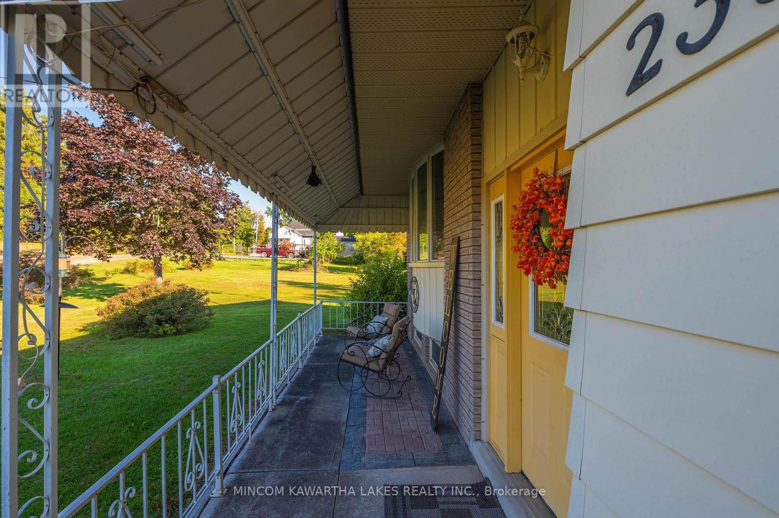 2397 Queen Mary Street, Cavan Monaghan (Cavan Twp), Ontario  L0A 1C0 - Photo 6 - X12380105