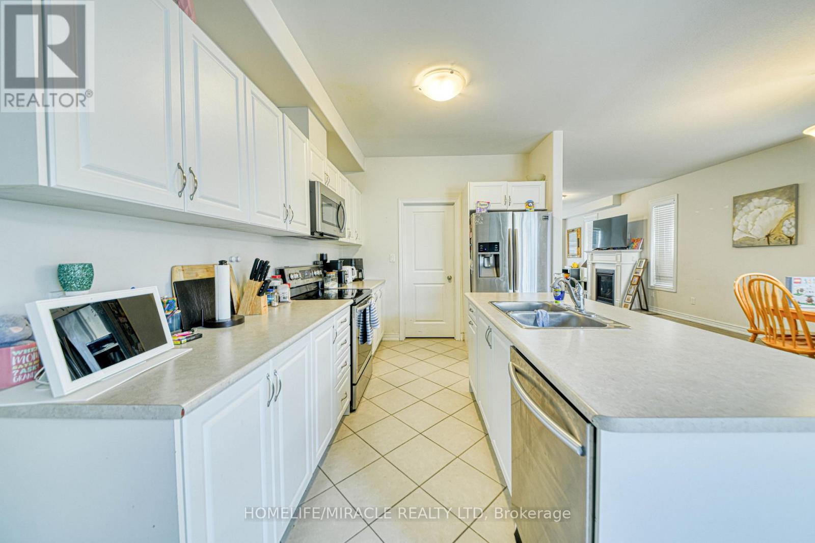 56 Flitton Avenue, Peterborough (Northcrest Ward 5), Ontario  K9H 0G5 - Photo 13 - X12379893