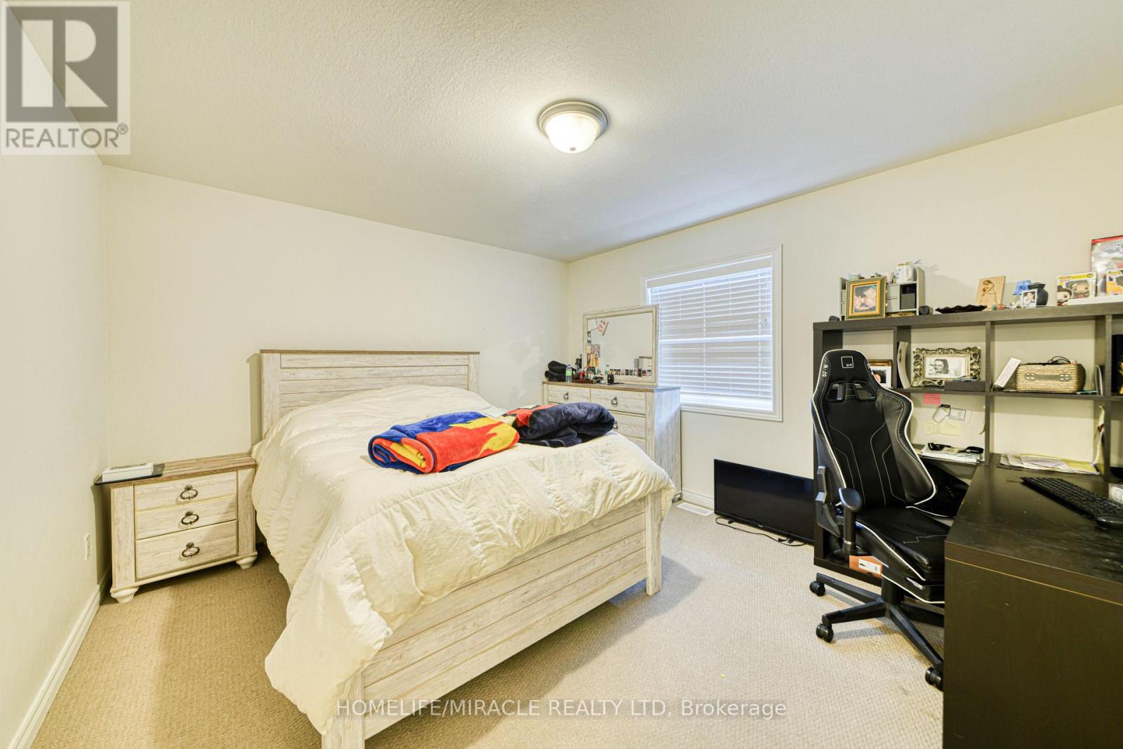 56 Flitton Avenue, Peterborough (Northcrest Ward 5), Ontario  K9H 0G5 - Photo 18 - X12379893