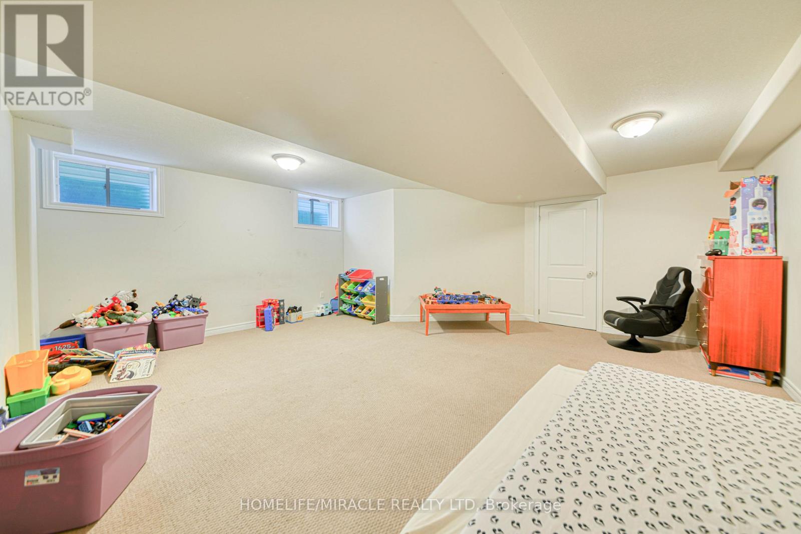 56 Flitton Avenue, Peterborough (Northcrest Ward 5), Ontario  K9H 0G5 - Photo 29 - X12379893