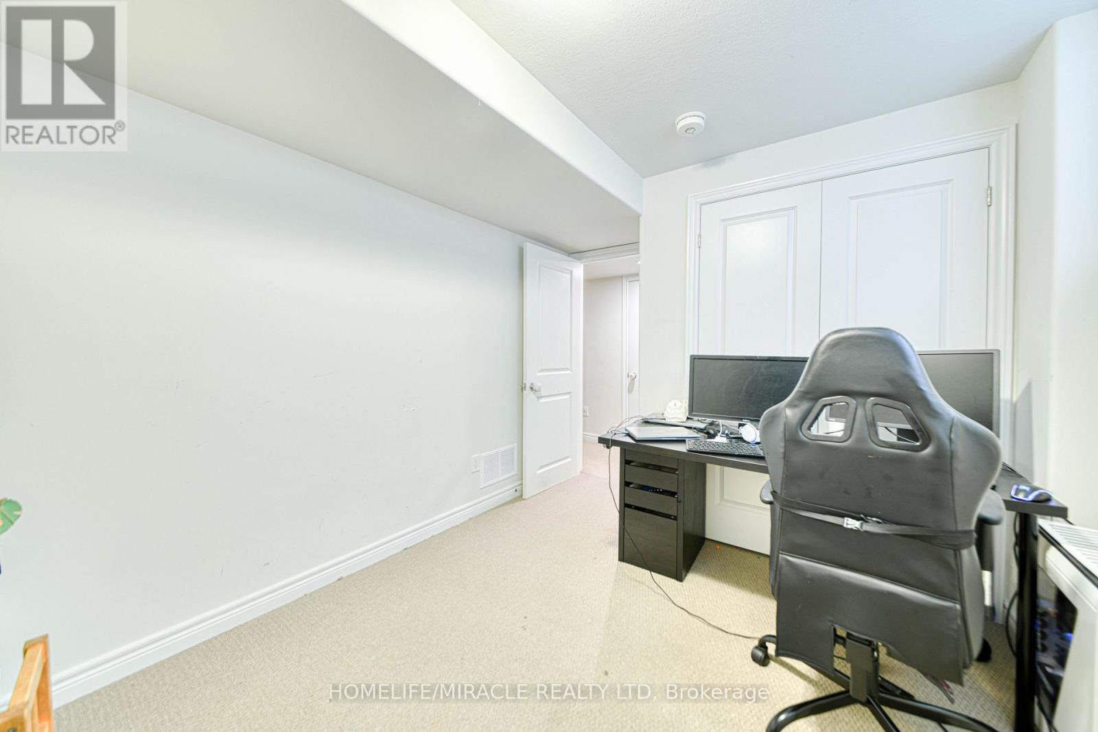 56 Flitton Avenue, Peterborough (Northcrest Ward 5), Ontario  K9H 0G5 - Photo 32 - X12379893