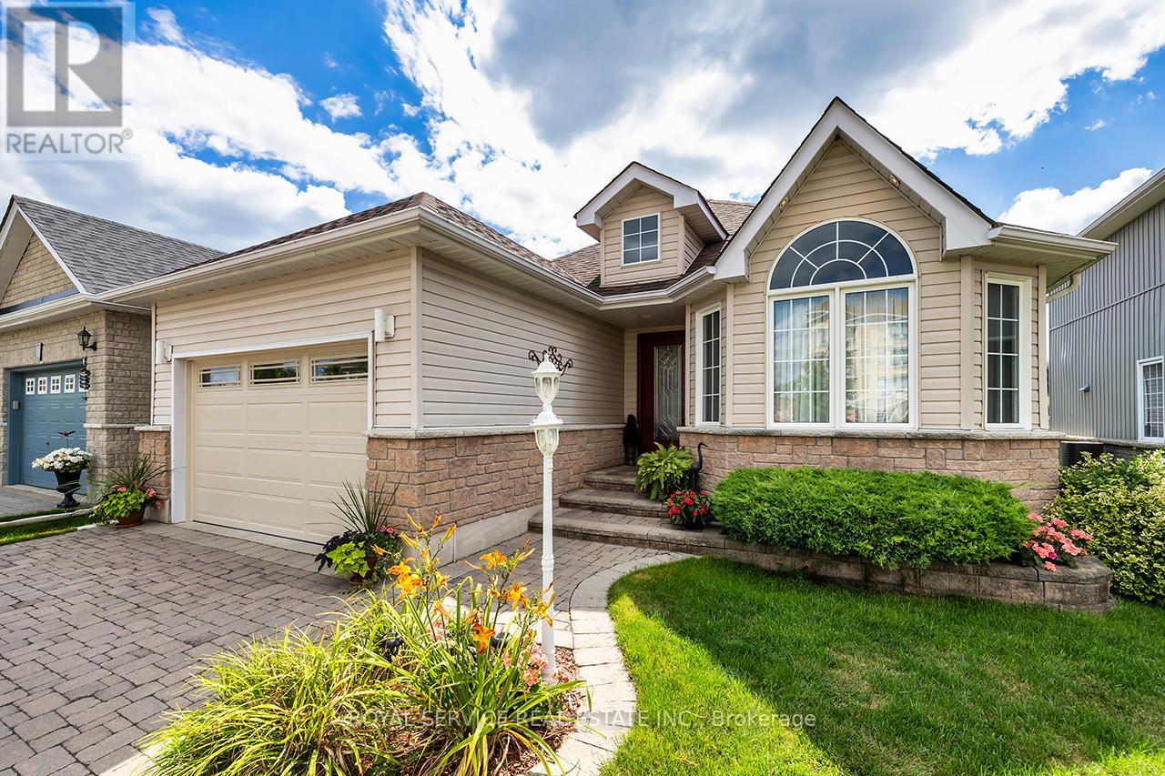 15 Bloom Avenue, Clarington (Newcastle), Ontario  L1B 1N8 - Photo 4 - E12380315