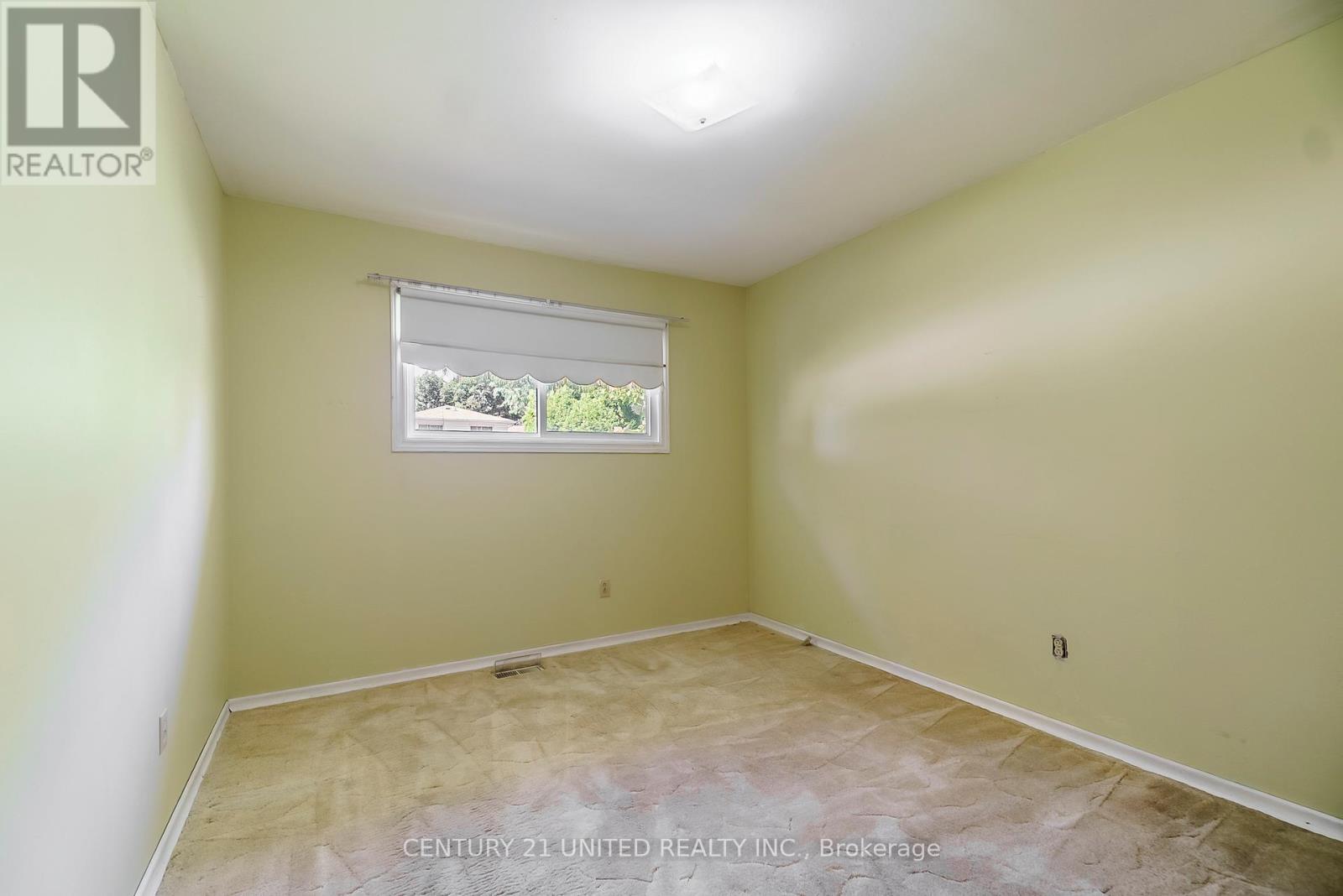 1246 Franklin Drive, Peterborough (Northcrest Ward 5), Ontario  K9H 6Z4 - Photo 12 - X12380286