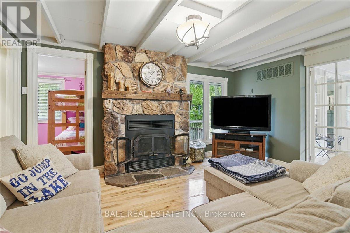 3559 Harbour Point Lane, Selwyn, Ontario  K0L 2H0 - Photo 21 - X12380293