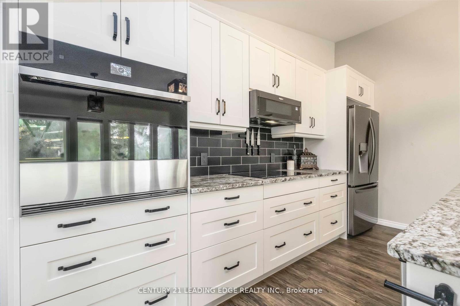 164 Snug Harbour Road, Kawartha Lakes (Lindsay), Ontario  K9V 4R6 - Photo 15 - X12380212
