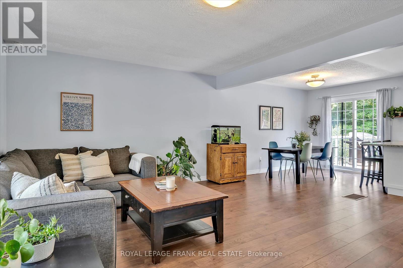 1296 Cartier Boulevard, Peterborough (Northcrest Ward 5), Ontario  K9H 6S1 - Photo 7 - X12380639
