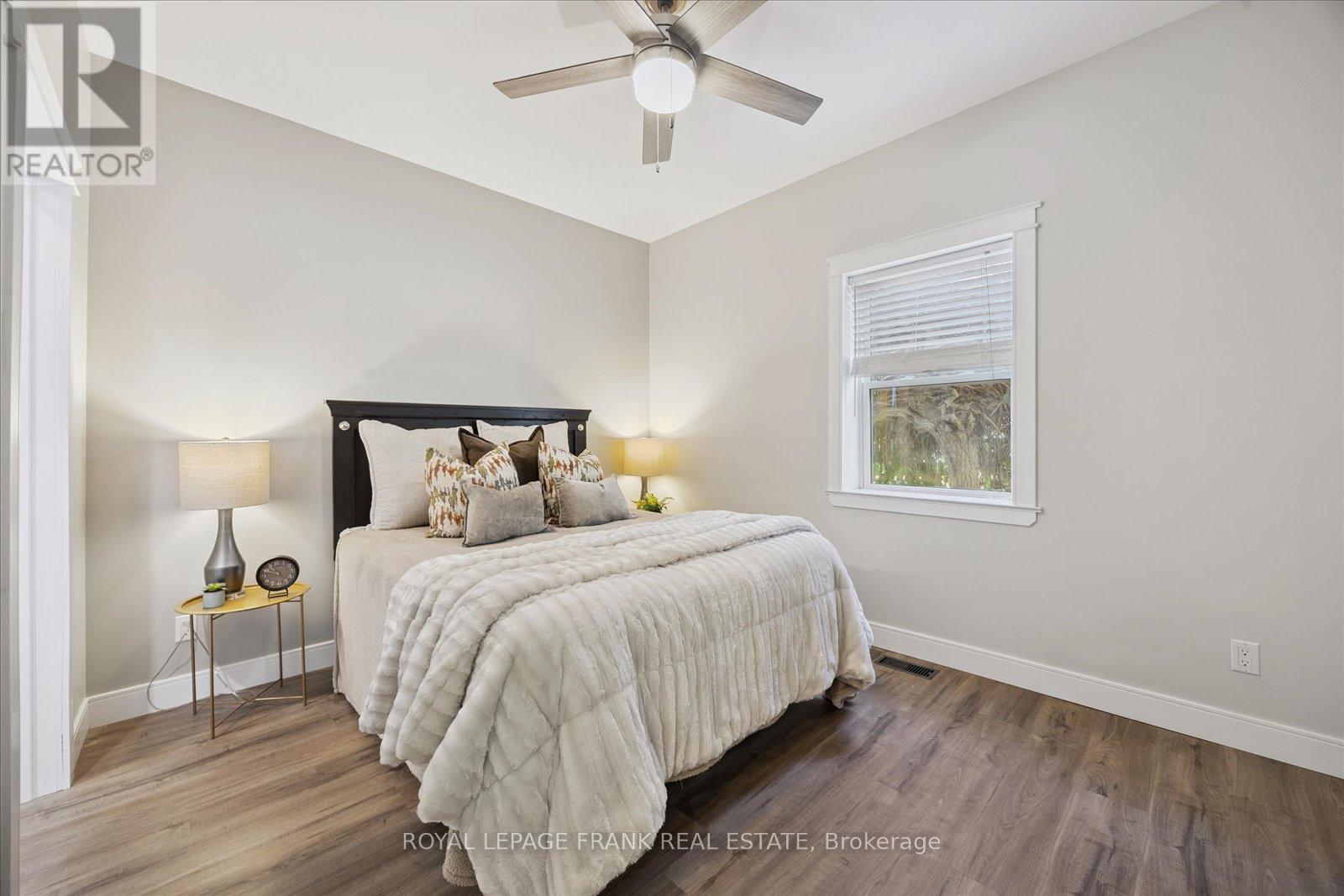 29 Ridout Street, Kawartha Lakes (Lindsay), Ontario  K9V 2B4 - Photo 17 - X12380649