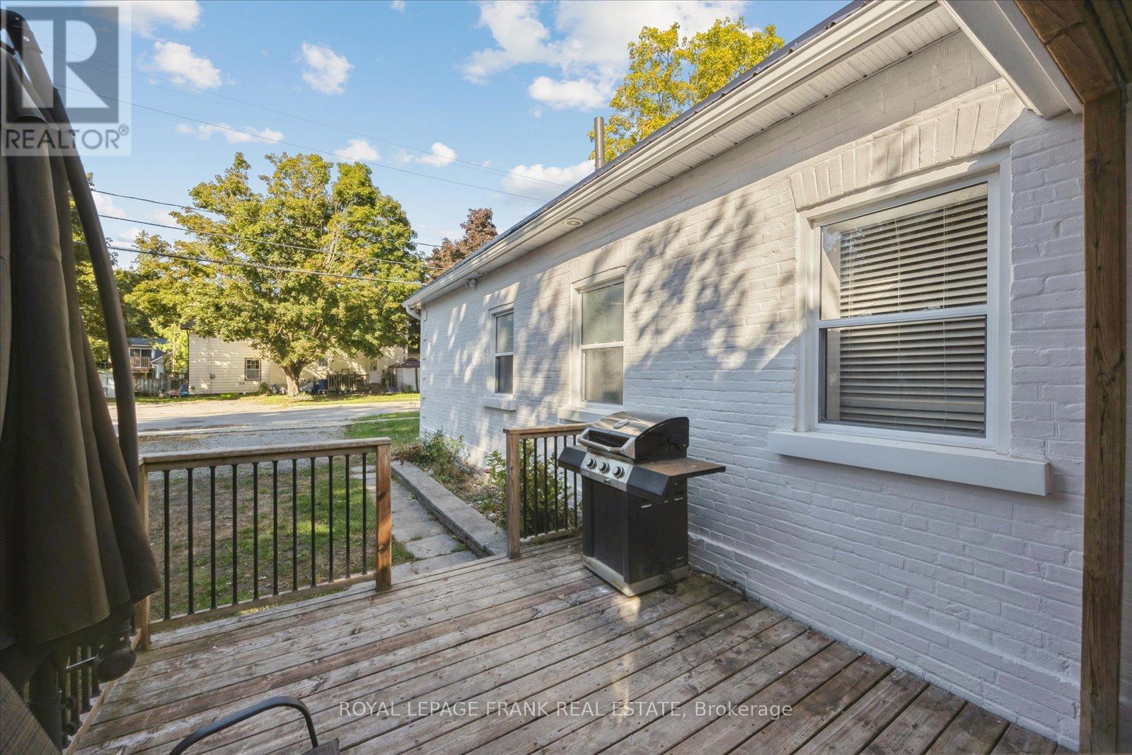 29 Ridout Street, Kawartha Lakes (Lindsay), Ontario  K9V 2B4 - Photo 28 - X12380649