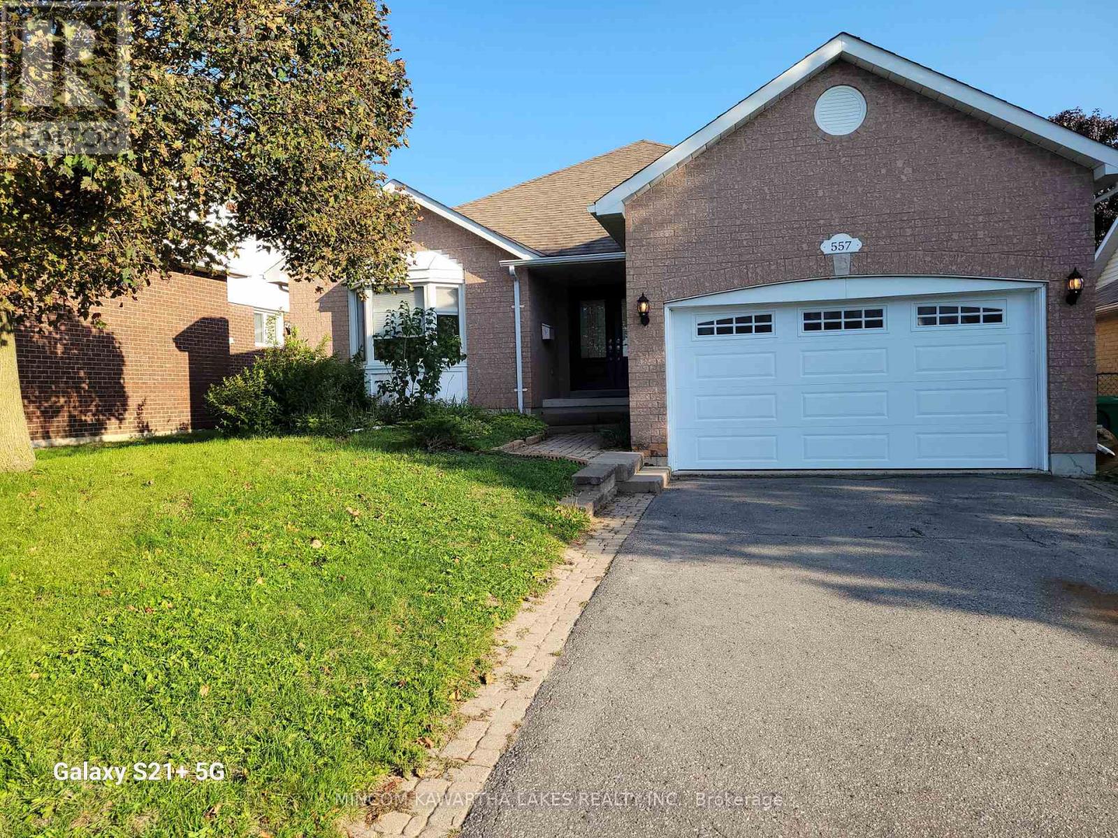 <h3>$679,900</h3><p>557 Westman Avenue, Peterborough (Otonabee Ward 1), Ontario</p>