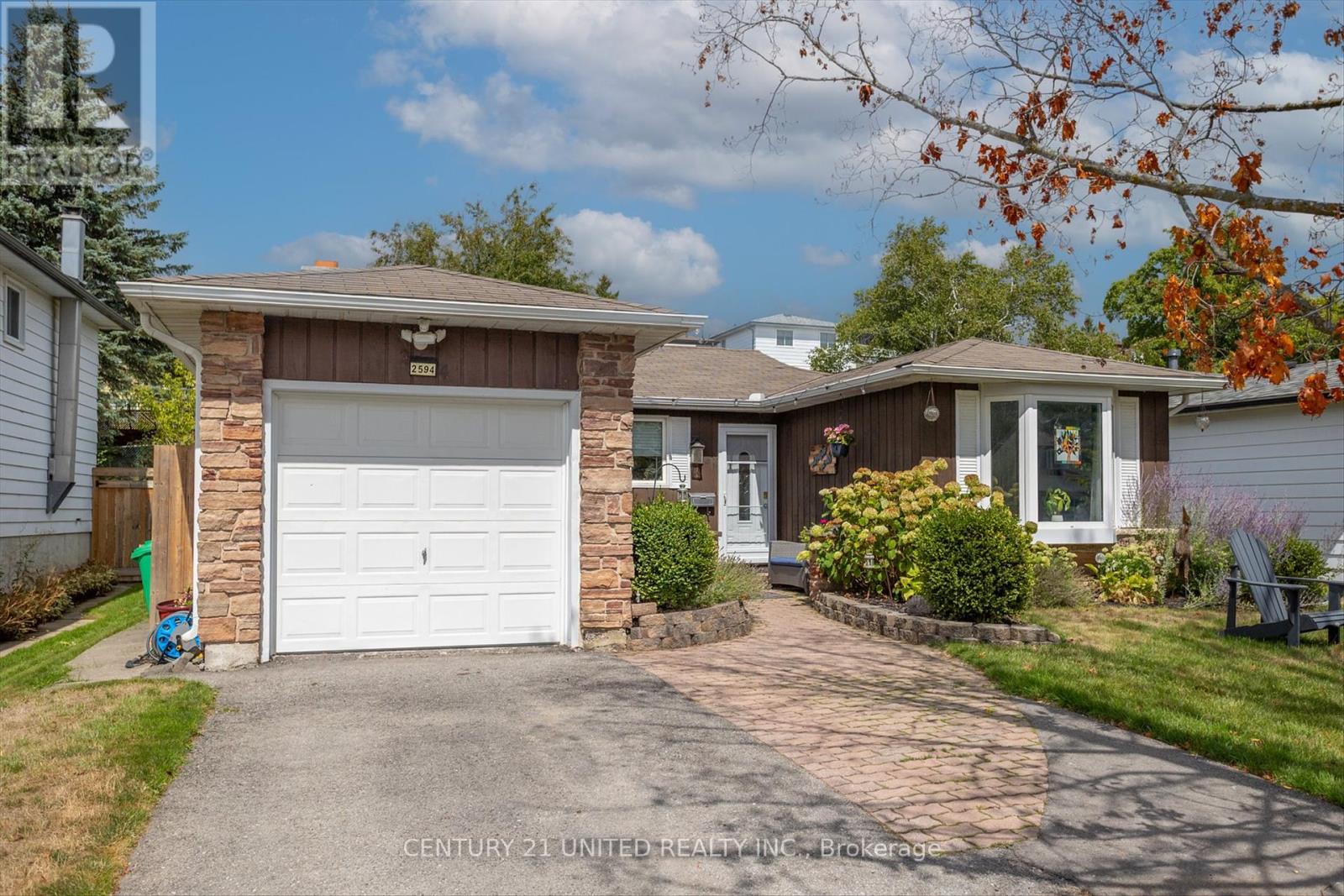 2594 Farmcrest Avenue, Peterborough (Ashburnham Ward 4), Ontario  K9L 1H7 - Photo 2 - X12380808