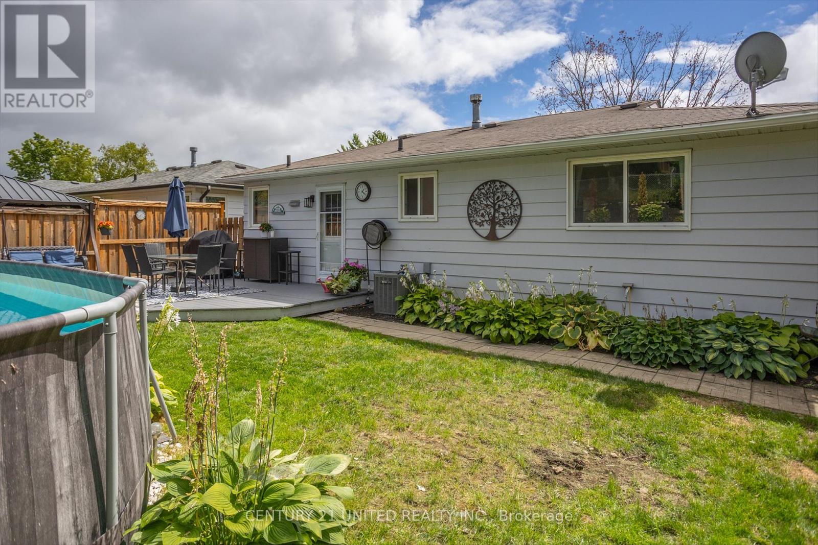 2594 Farmcrest Avenue, Peterborough (Ashburnham Ward 4), Ontario  K9L 1H7 - Photo 21 - X12380808