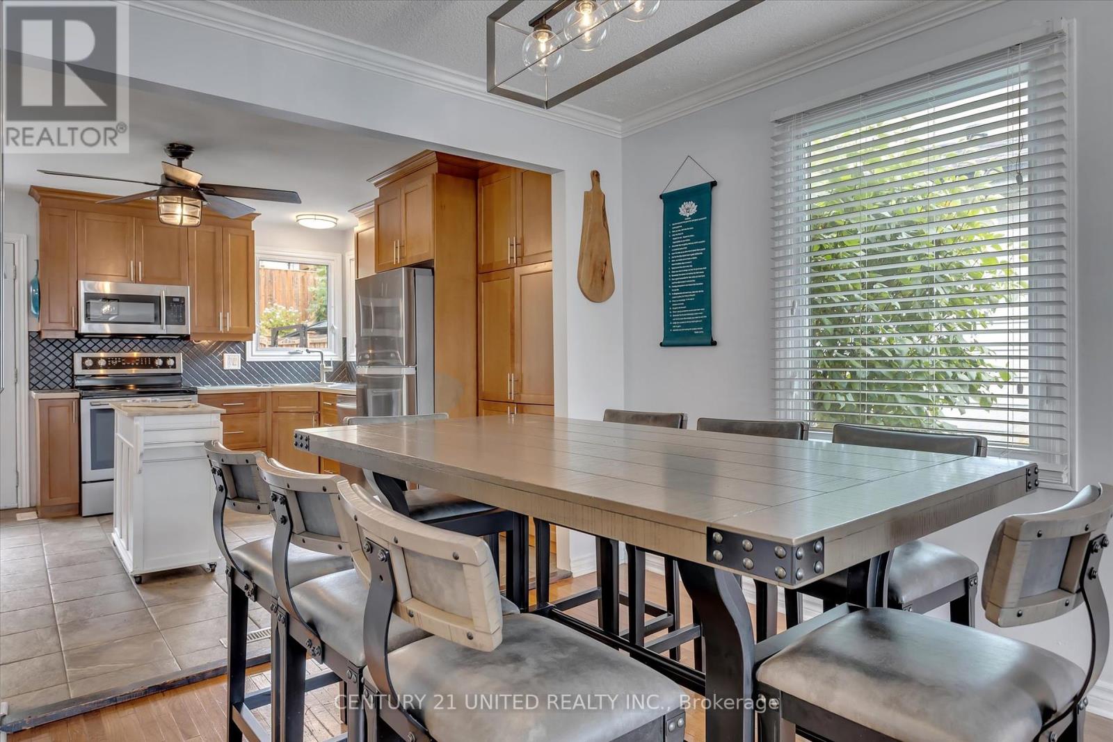 2594 Farmcrest Avenue, Peterborough (Ashburnham Ward 4), Ontario  K9L 1H7 - Photo 6 - X12380808