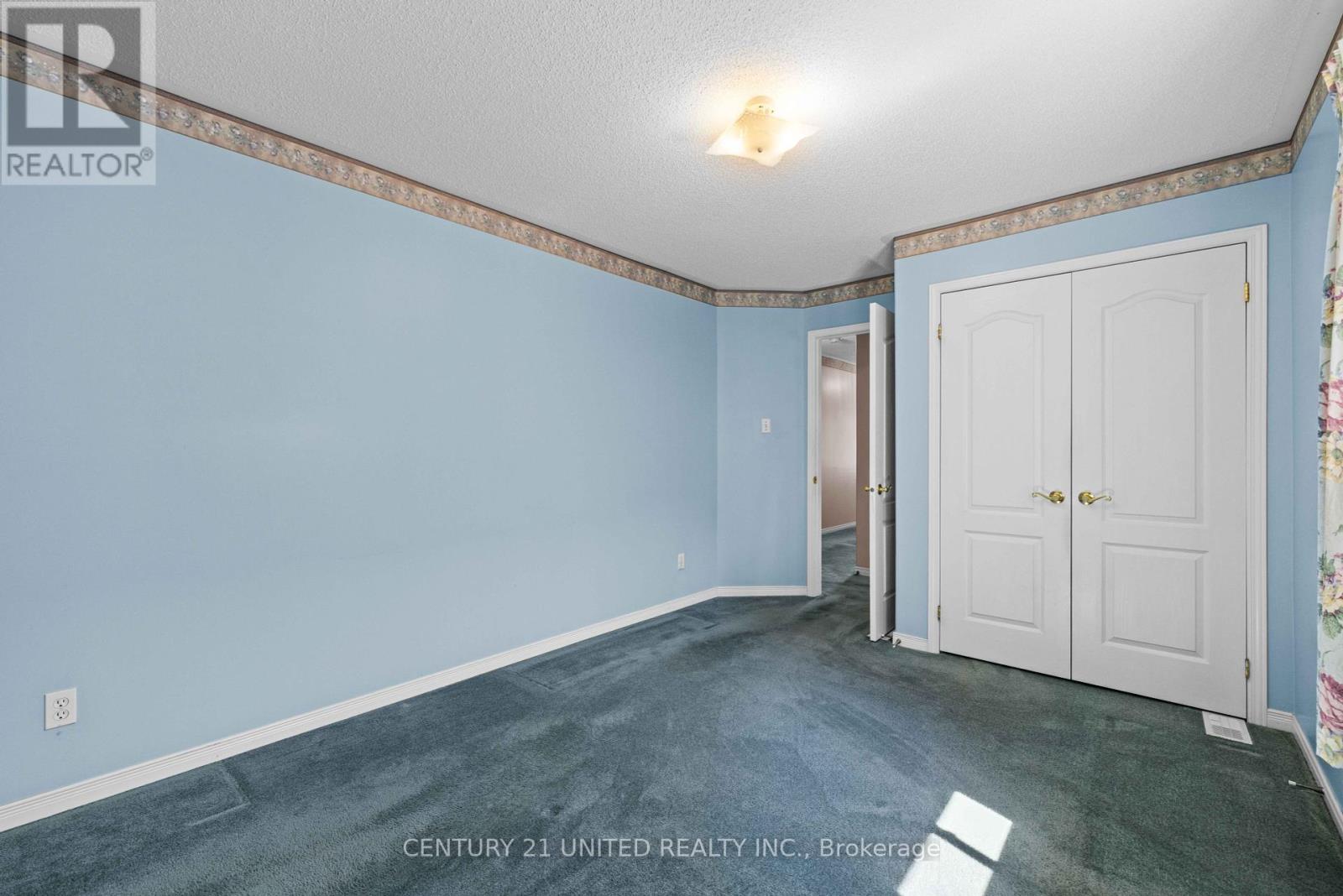 931 Ralphson Crescent, Peterborough (Otonabee Ward 1), Ontario  K9J 8R5 - Photo 18 - X12380857