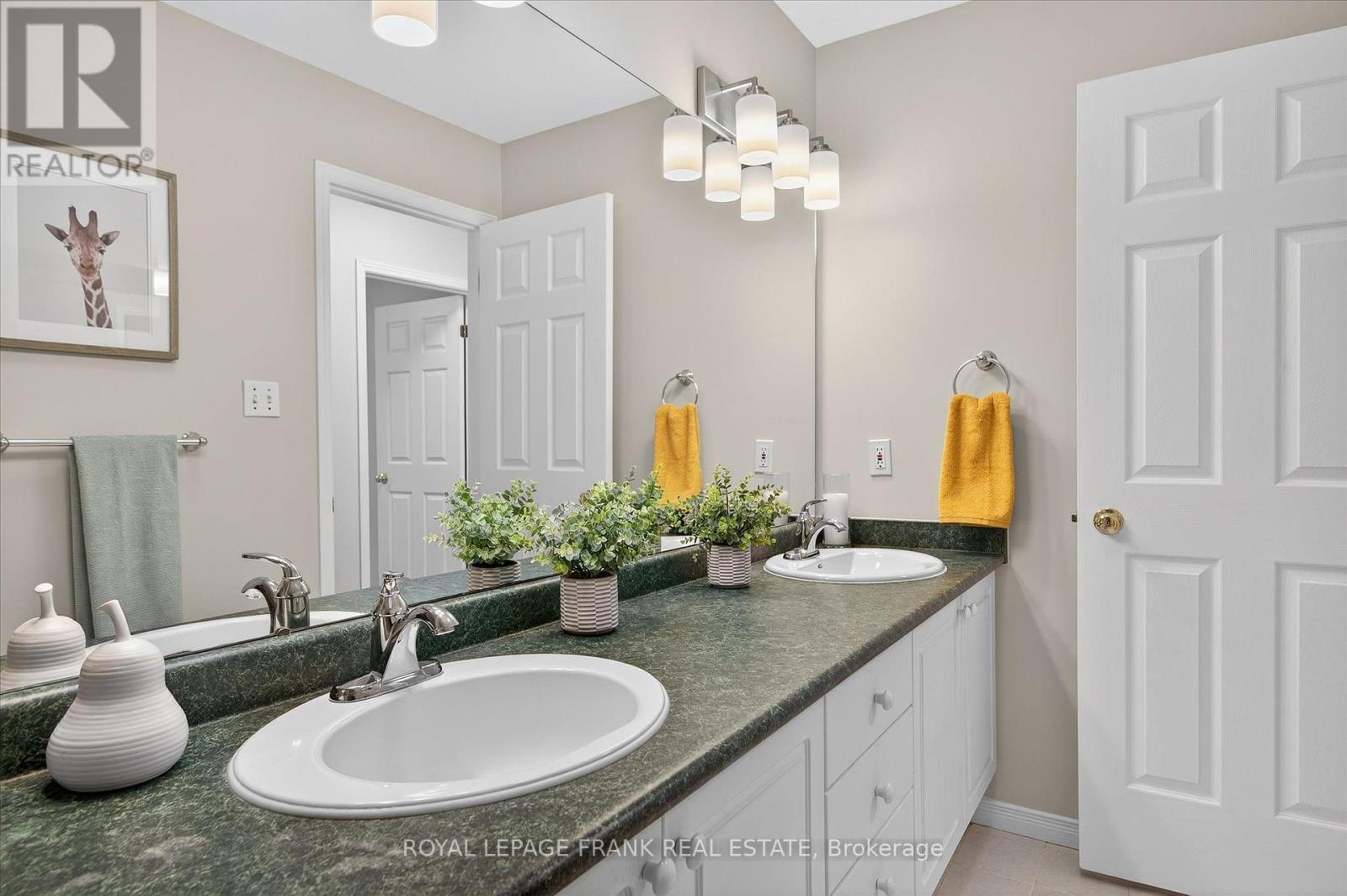 3075 Westridge Boulevard, Peterborough (Monaghan Ward 2), Ontario  K9K 2K5 - Photo 23 - X12380979
