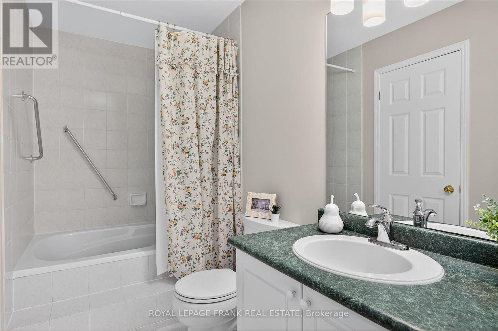 3075 Westridge Boulevard, Peterborough (Monaghan Ward 2), Ontario  K9K 2K5 - Photo 24 - X12380979