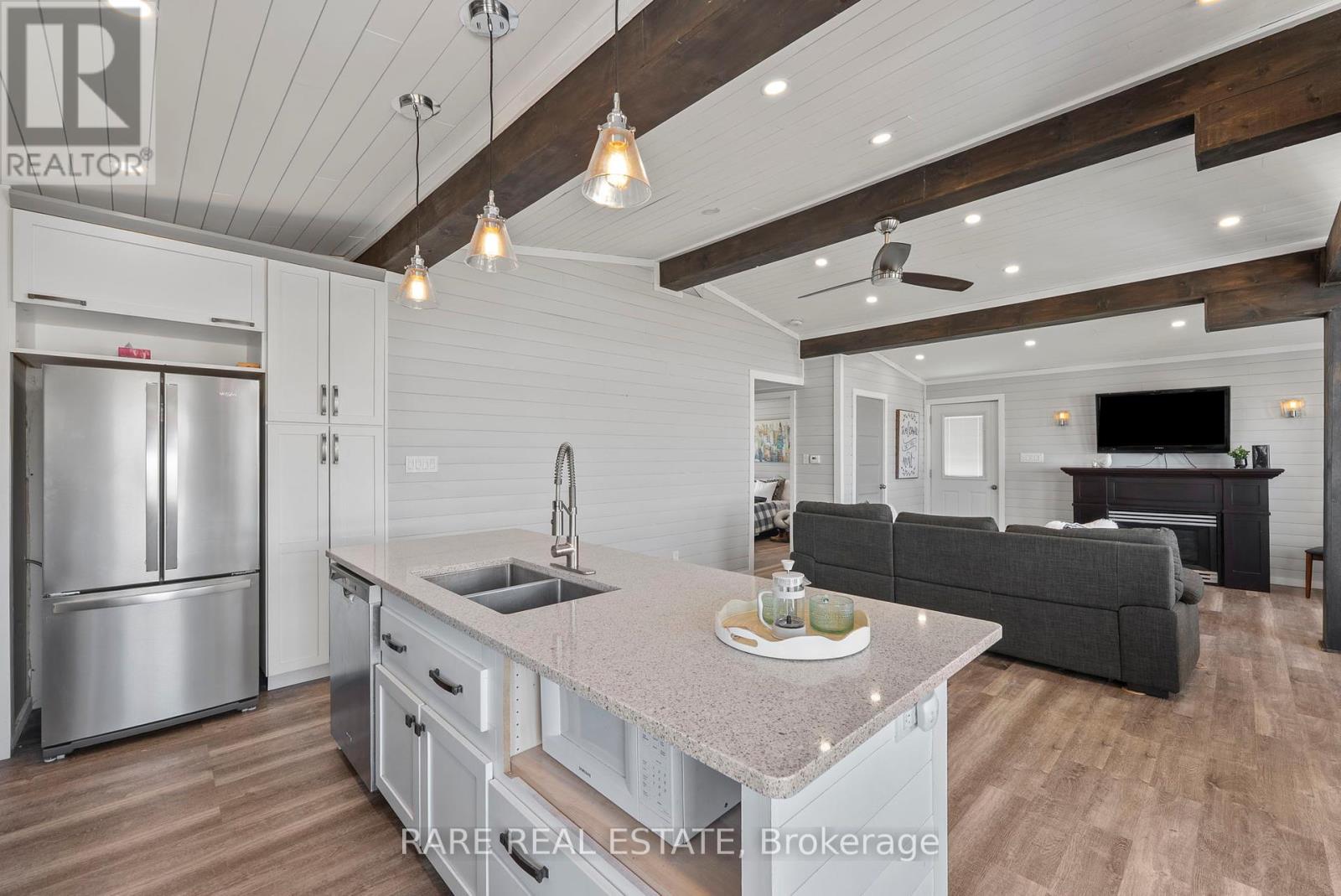 168 Charlore Park Drive, Kawartha Lakes (Emily), Ontario  K0L 2W0 - Photo 18 - X12380724