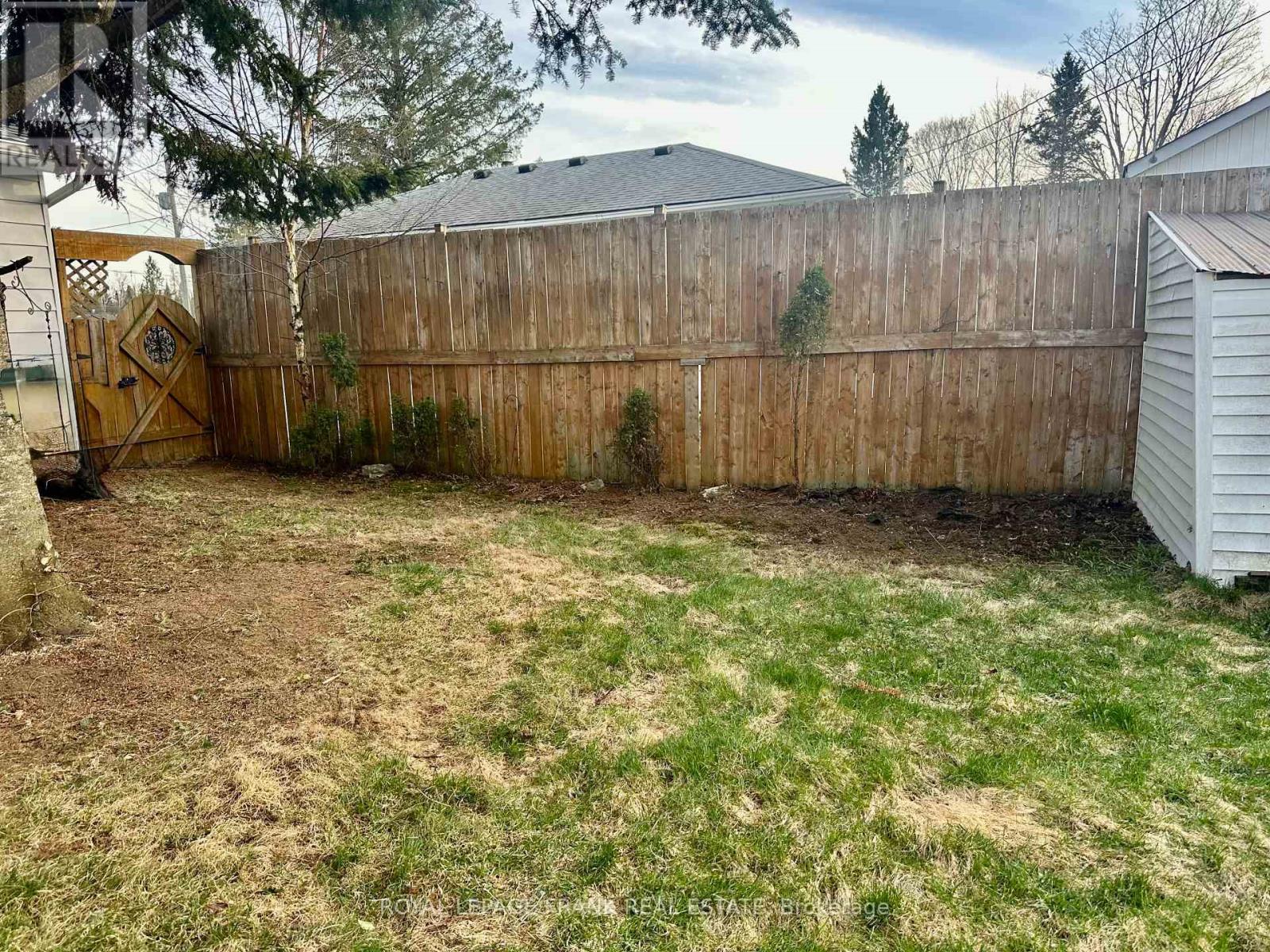 26 Larch Street, Highlands East (Bicroft Ward), Ontario  K0L 1M0 - Photo 18 - X12381325