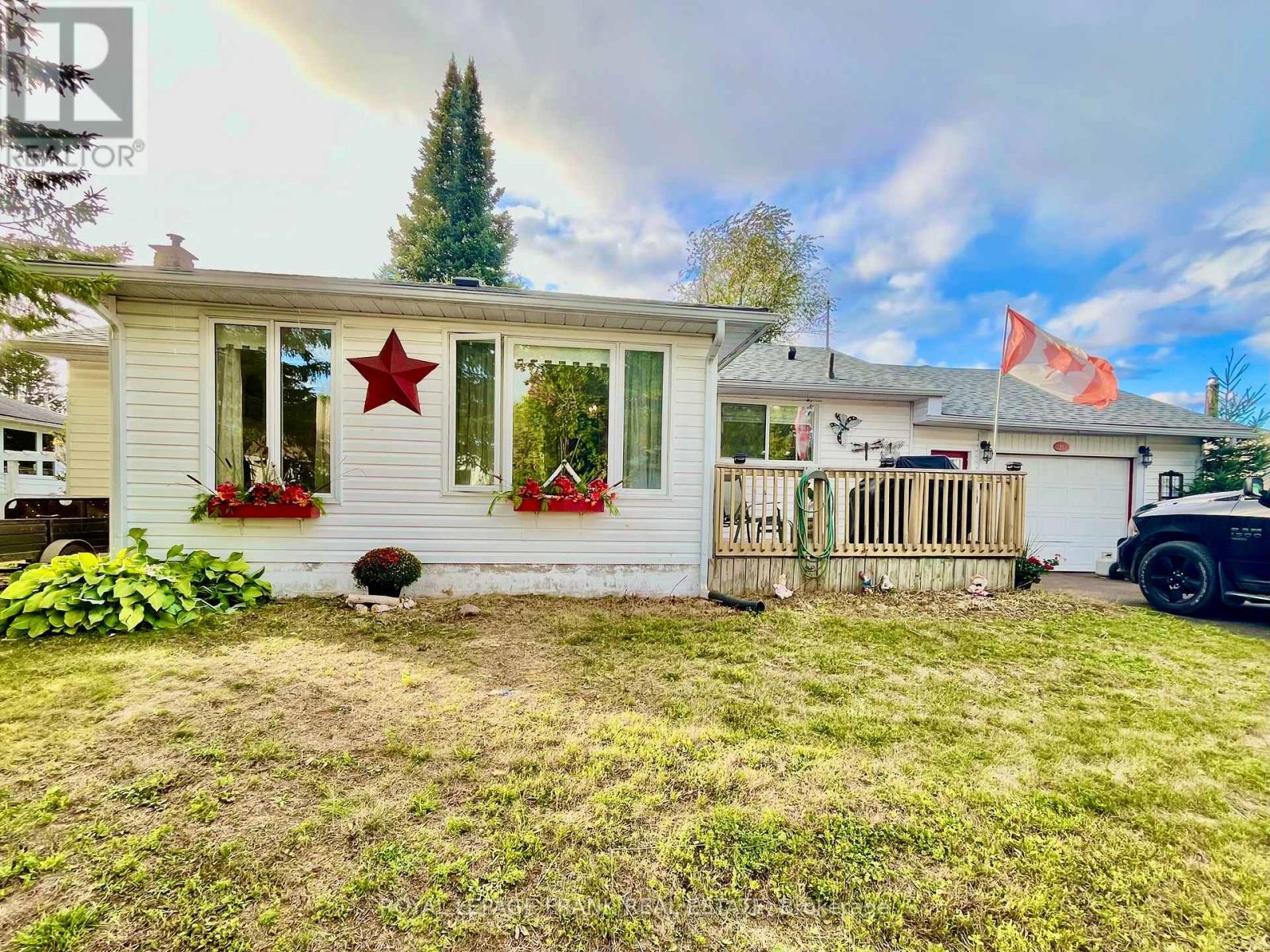 26 Larch Street, Highlands East (Bicroft Ward), Ontario  K0L 1M0 - Photo 2 - X12381325