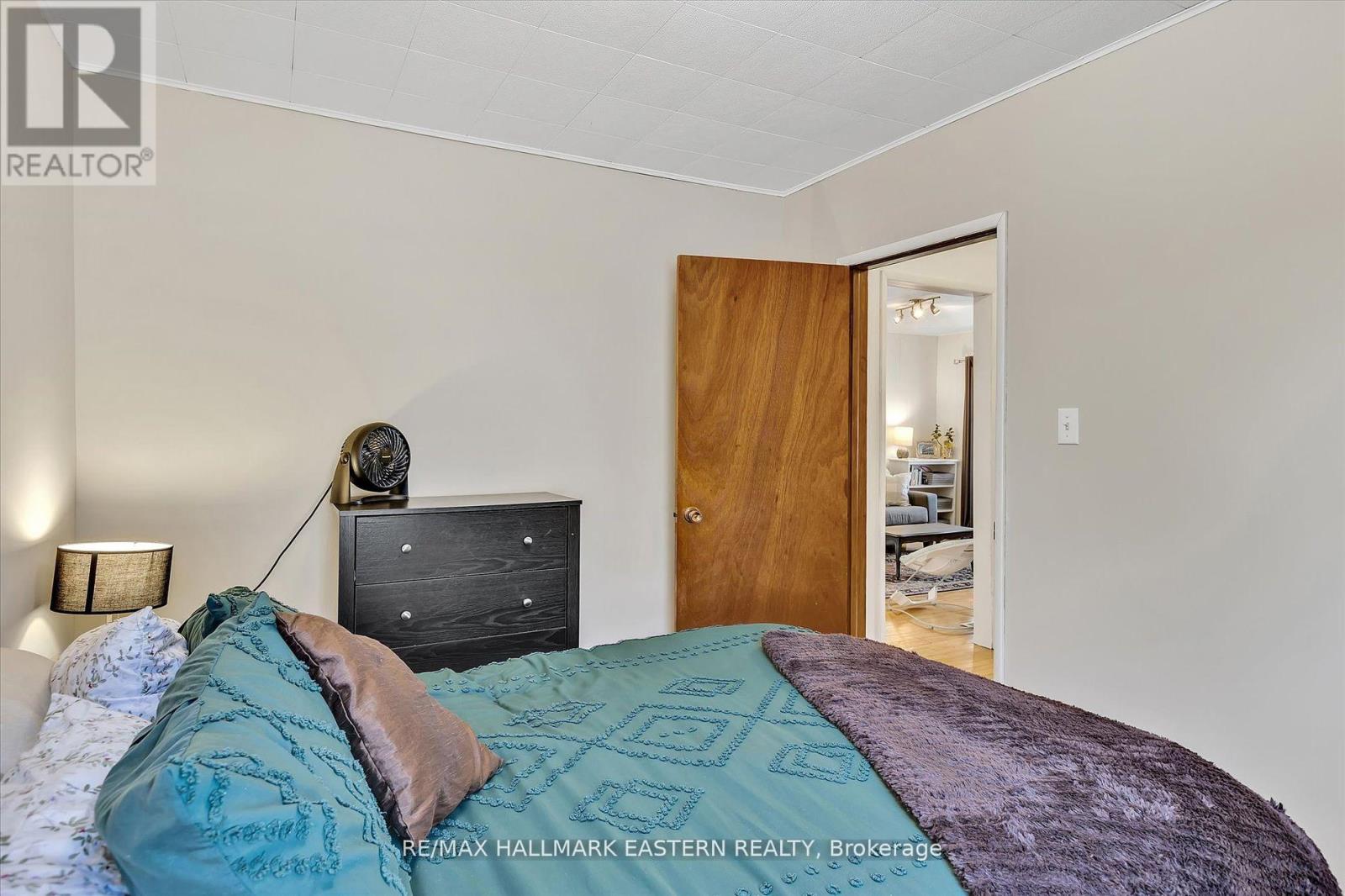 706 Monaghan Road, Peterborough (Otonabee Ward 1), Ontario  K9J 5J8 - Photo 20 - X12381378
