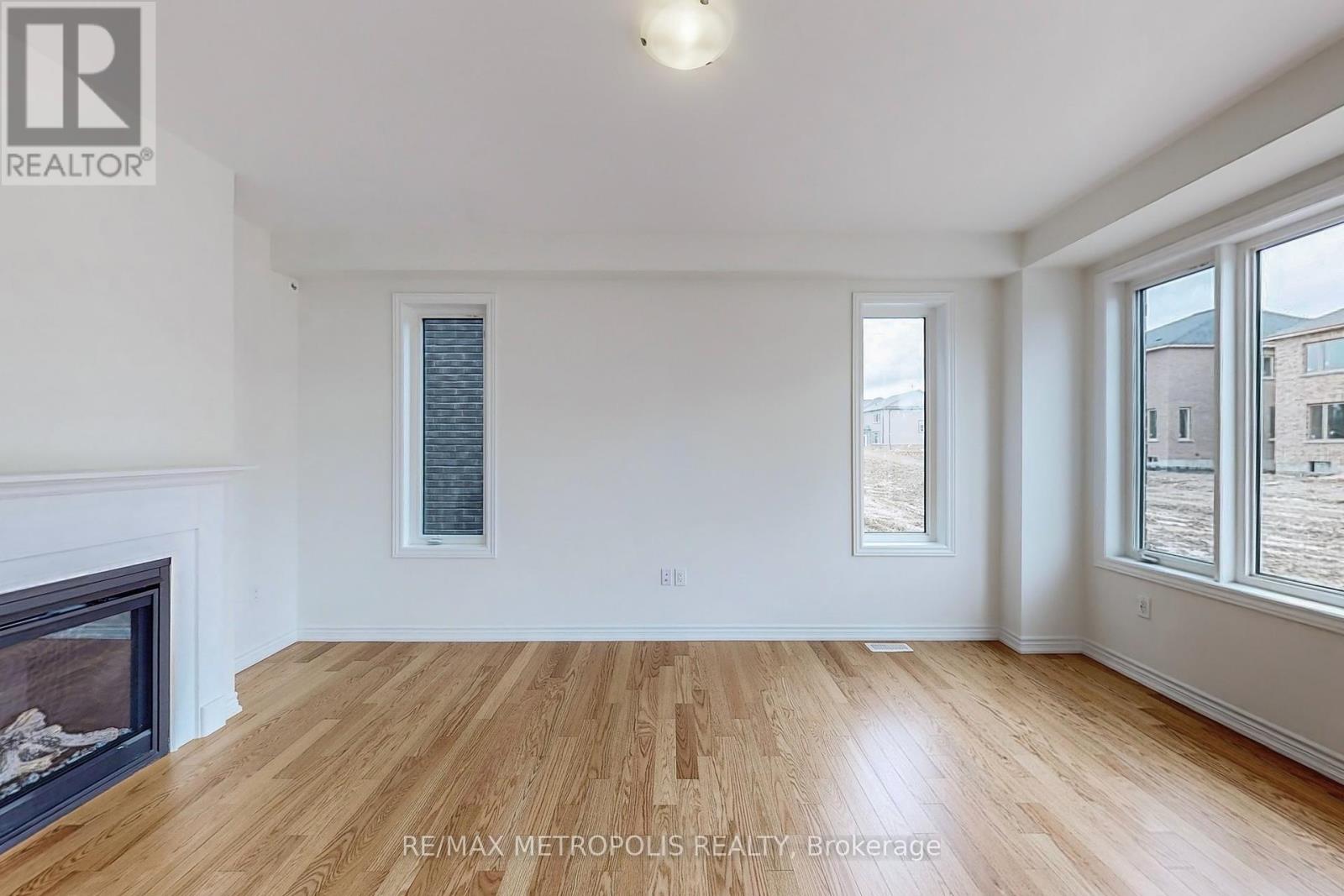 285 Flavelle Way, Peterborough (Monaghan Ward 2), Ontario  K9K 0J2 - Photo 11 - X12381368
