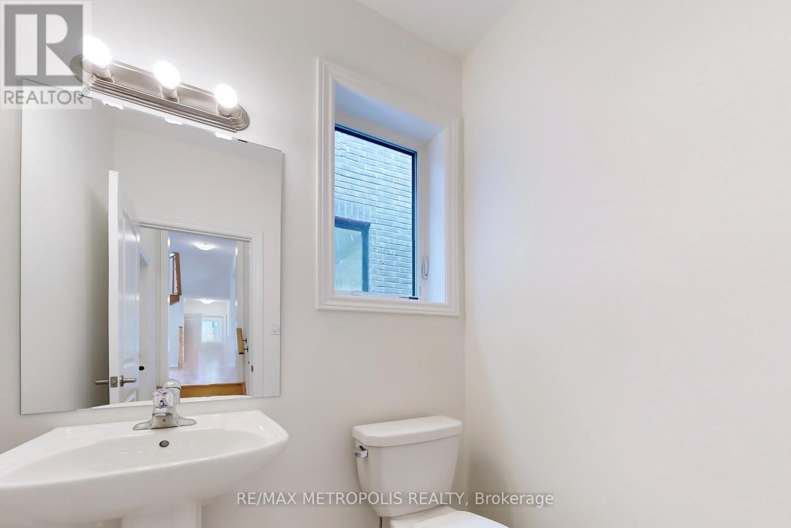 285 Flavelle Way, Peterborough (Monaghan Ward 2), Ontario  K9K 0J2 - Photo 18 - X12381368