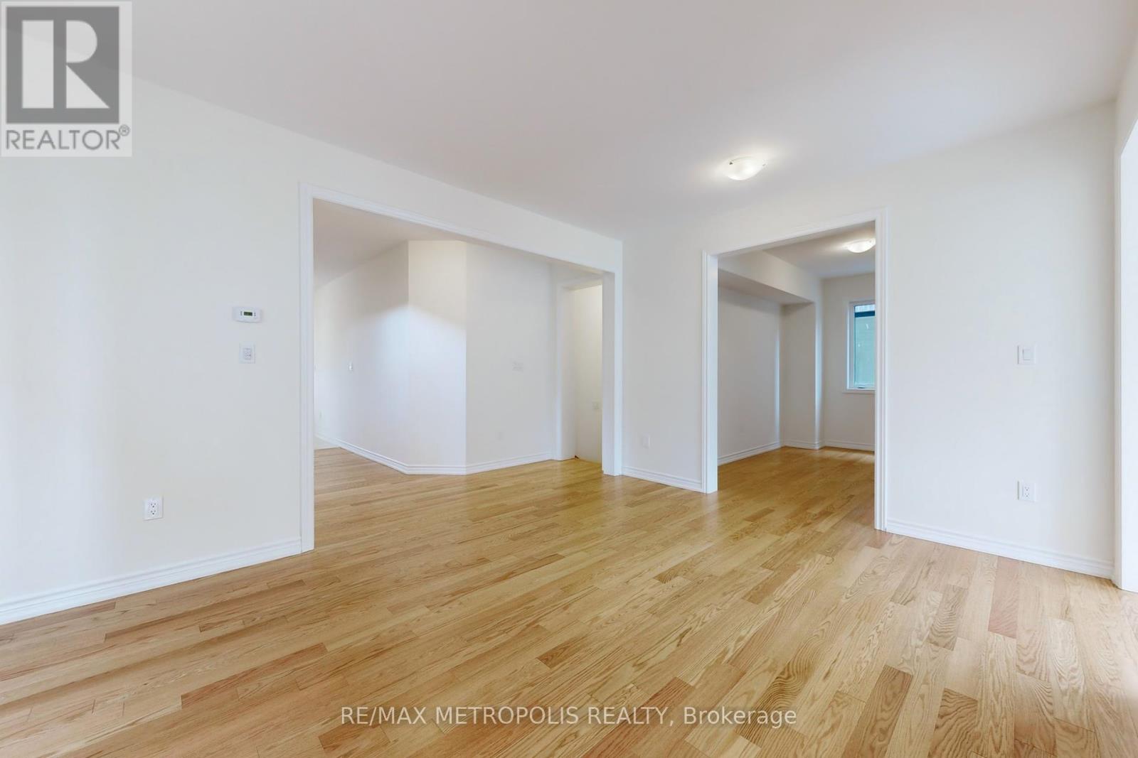 285 Flavelle Way, Peterborough (Monaghan Ward 2), Ontario  K9K 0J2 - Photo 7 - X12381368