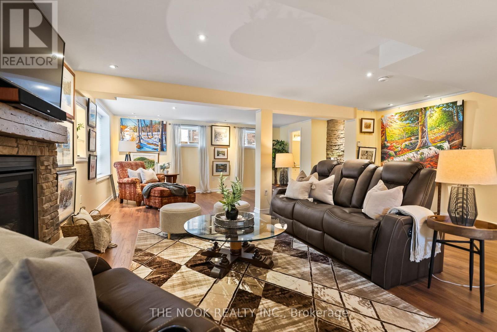 145 Springdale Drive, Kawartha Lakes (Lindsay), Ontario  K9V 0N1 - Photo 34 - X12381994