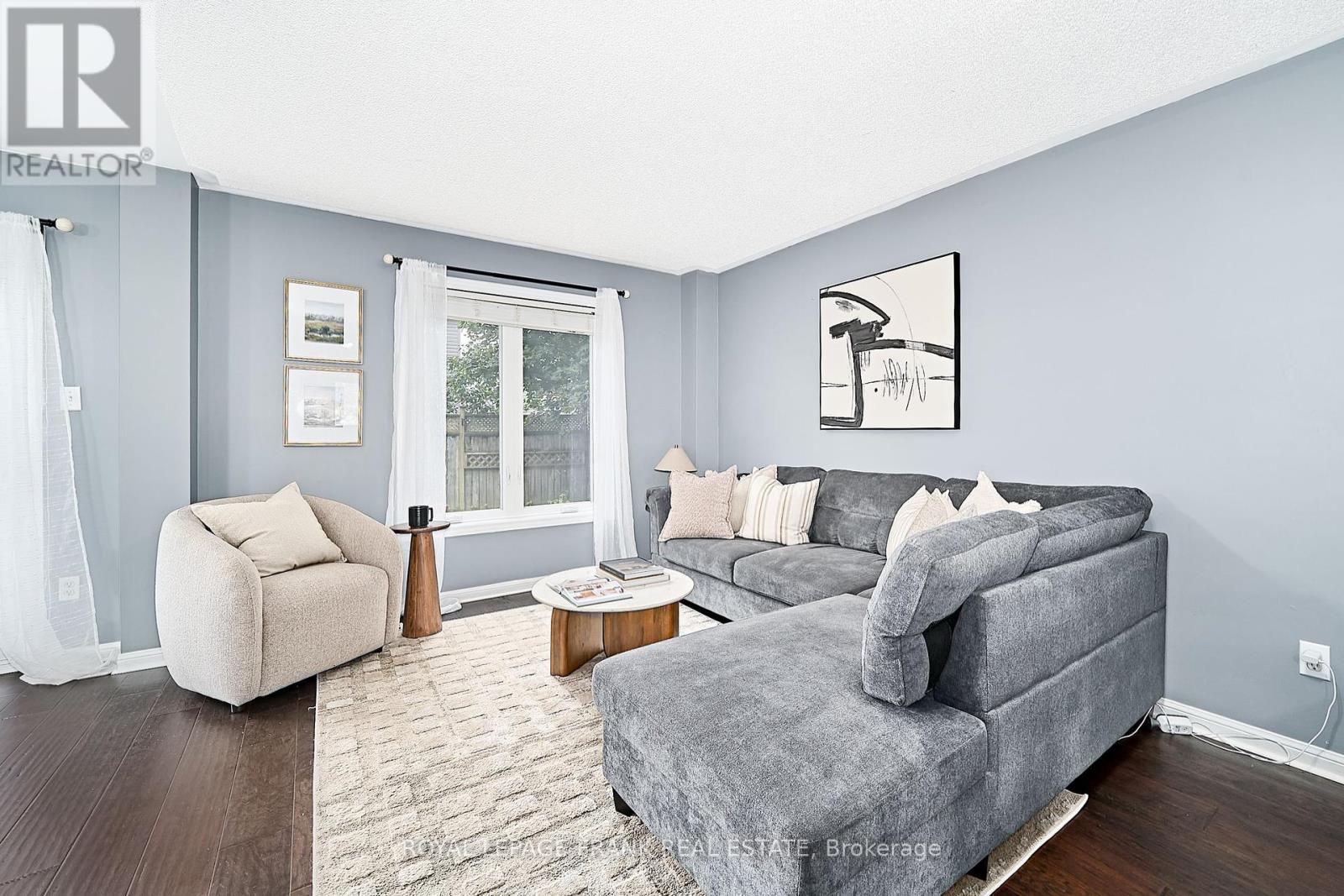 29 Carveth Crescent, Clarington (Newcastle), Ontario  L1B 1N3 - Photo 12 - E12382117