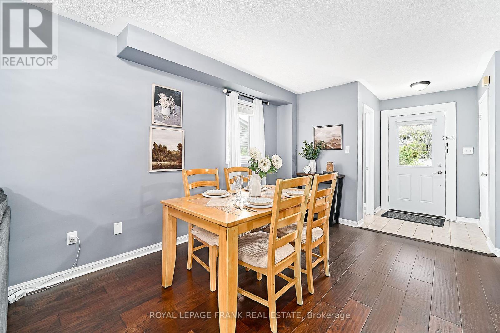 29 Carveth Crescent, Clarington (Newcastle), Ontario  L1B 1N3 - Photo 9 - E12382117