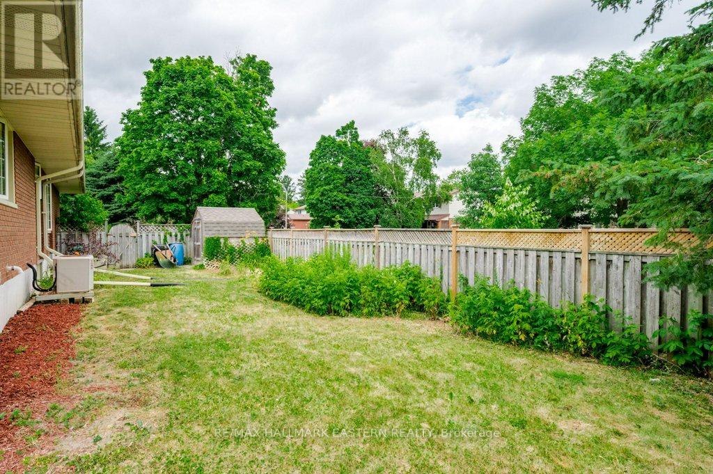 823 Wedgewood Court, Peterborough (Monaghan Ward 2), Ontario  K9J 7T8 - Photo 37 - X12382380