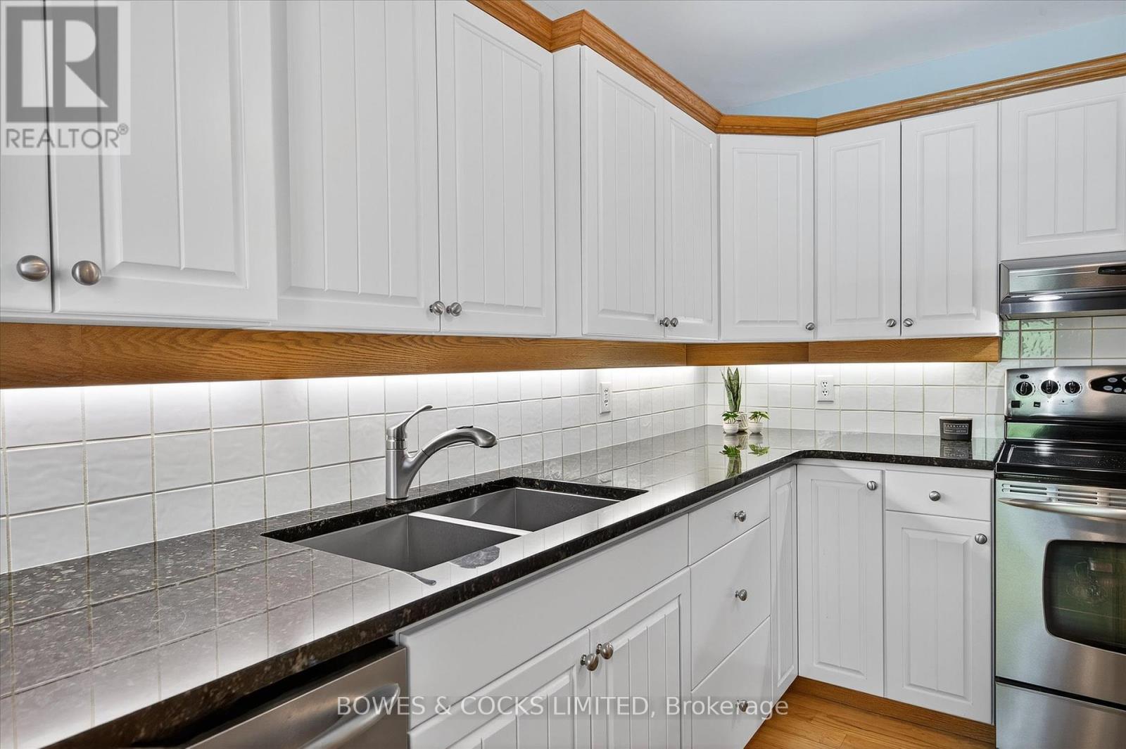 1540 Cherryhill Road, Peterborough (Monaghan Ward 2), Ontario  K9K 1A8 - Photo 26 - X12383215