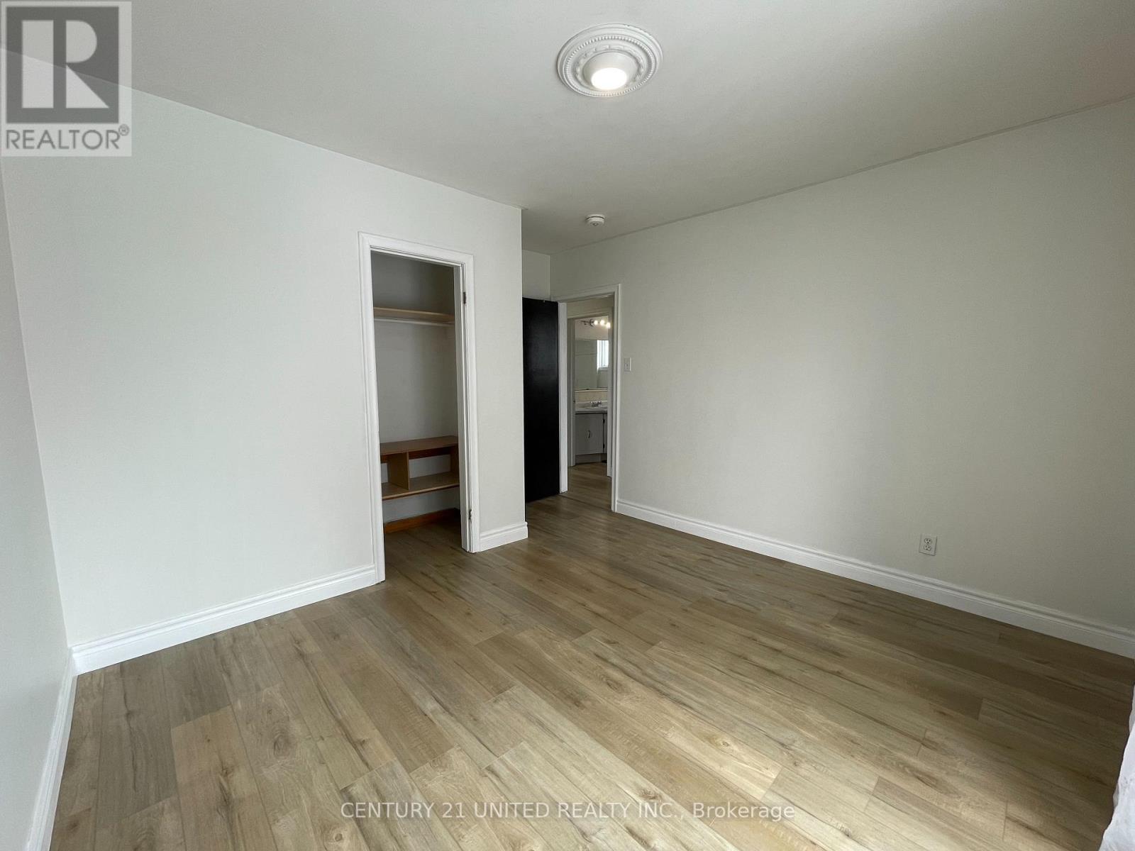 Upper - 431 O'connell Road, Peterborough (Otonabee Ward 1), Ontario  K9J 4E1 - Photo 12 - X12383252