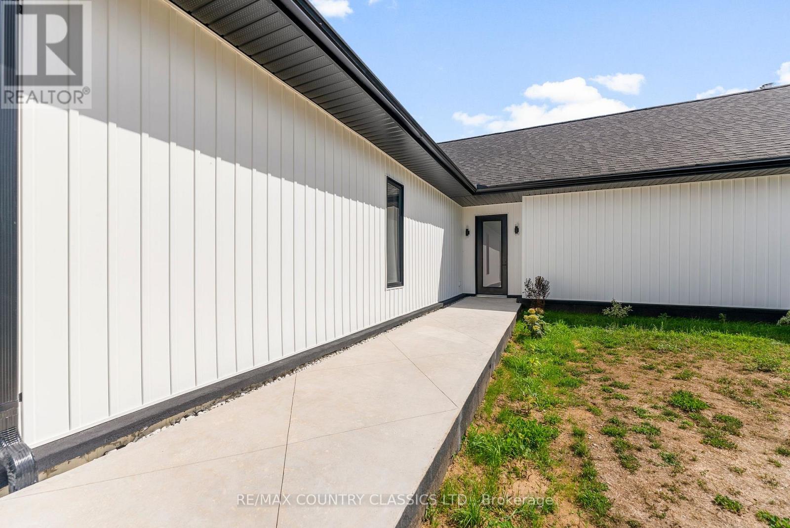 40 Bancroft Ridge Drive, Bancroft (Bancroft Ward), Ontario  K0L 1C0 - Photo 40 - X12383353