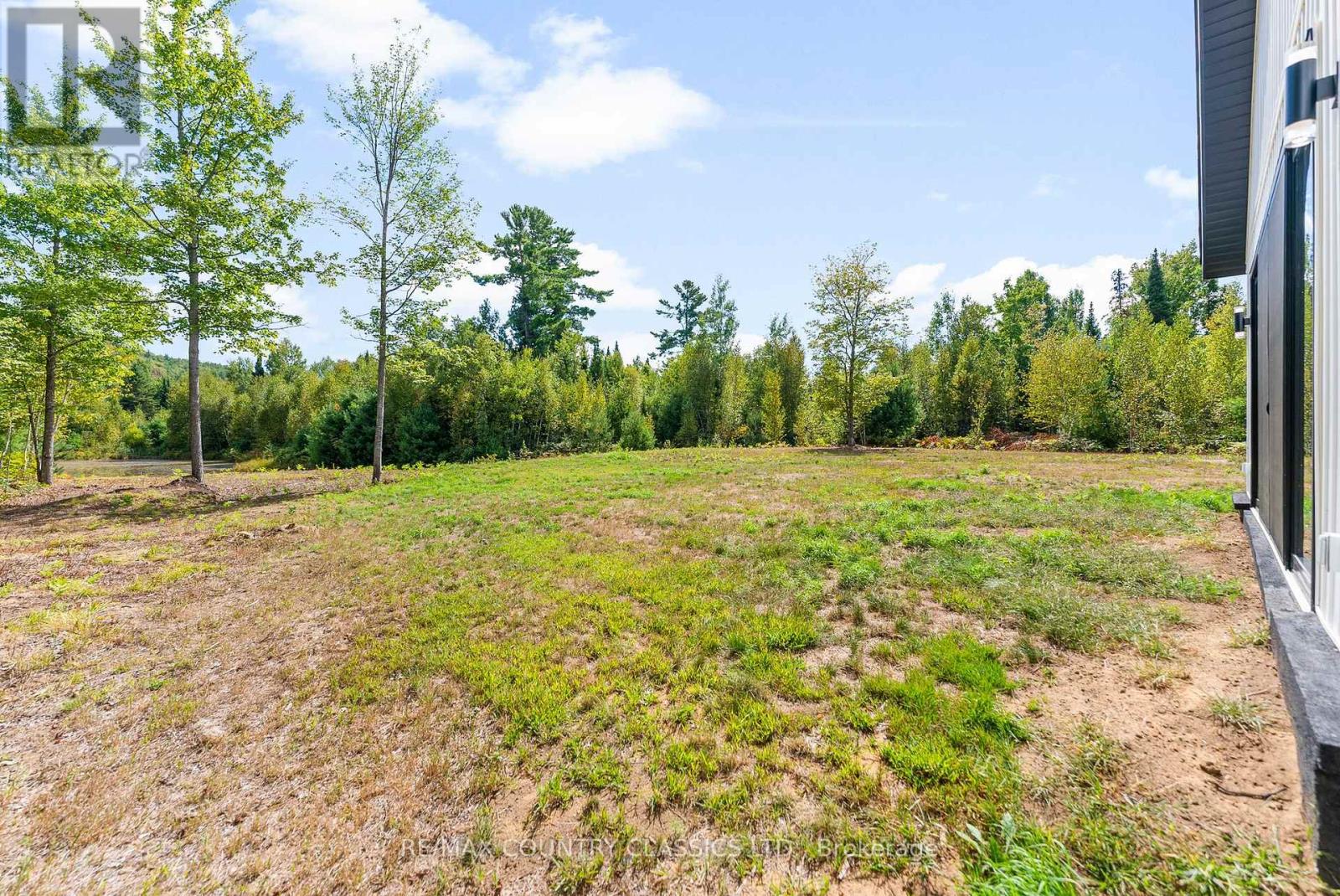 40 Bancroft Ridge Drive, Bancroft (Bancroft Ward), Ontario  K0L 1C0 - Photo 44 - X12383353