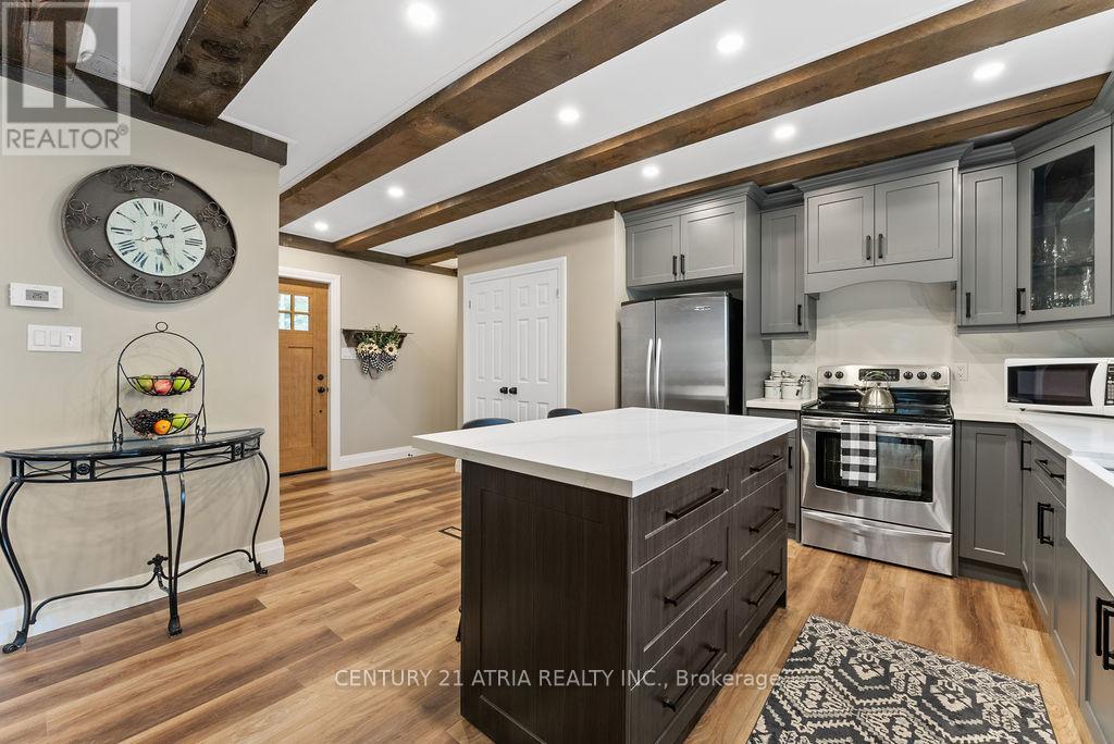 2314 Armstrong Lane, Selwyn, Ontario  K0L 2H0 - Photo 18 - X12383342