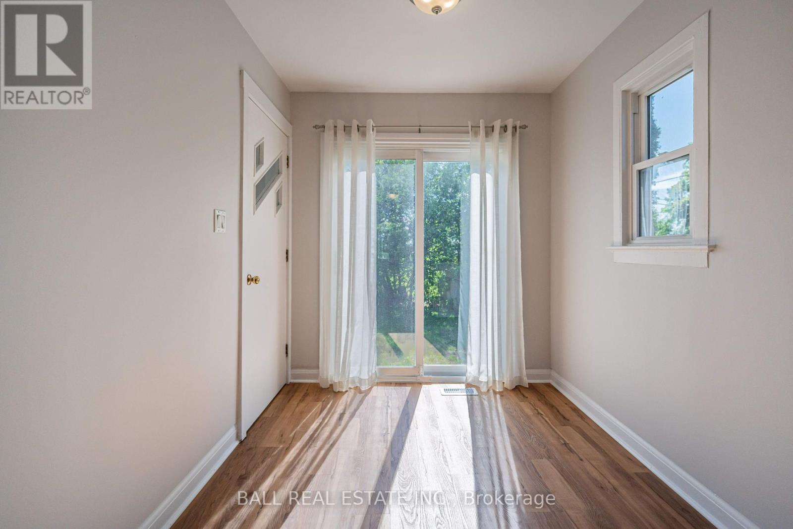 5 Wallace Street, Peterborough (Ashburnham Ward 4), Ontario  K9H 1A8 - Photo 10 - X12383605