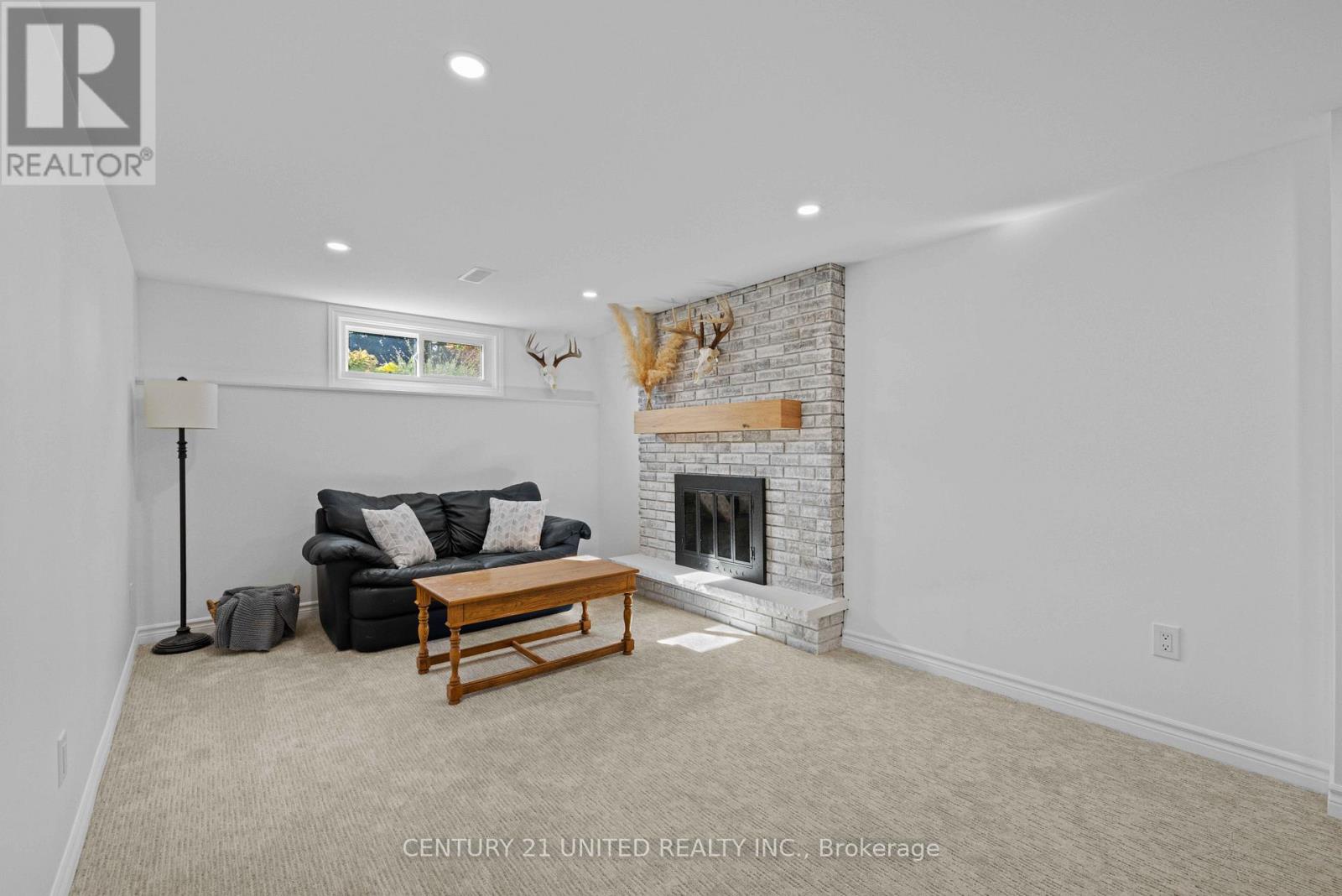 392 Wellington Street, Peterborough (Northcrest Ward 5), Ontario  K9H 5C2 - Photo 18 - X12383645