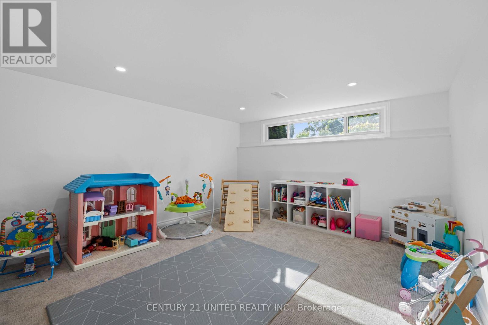 392 Wellington Street, Peterborough (Northcrest Ward 5), Ontario  K9H 5C2 - Photo 21 - X12383645