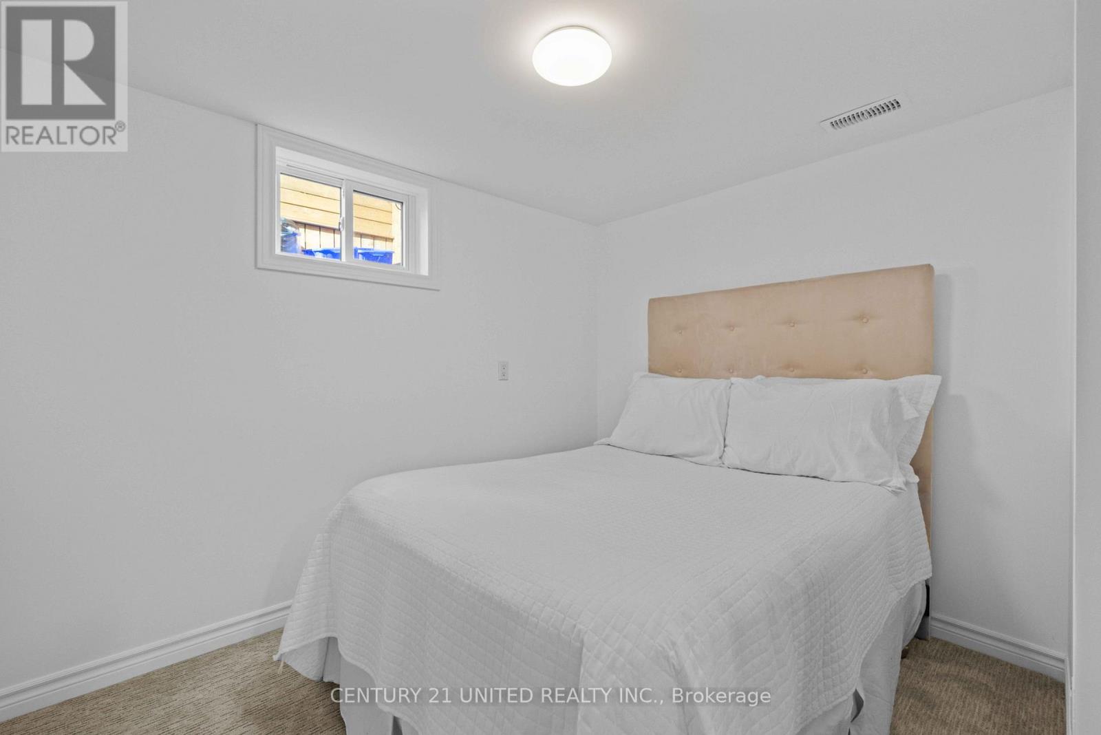 392 Wellington Street, Peterborough (Northcrest Ward 5), Ontario  K9H 5C2 - Photo 22 - X12383645