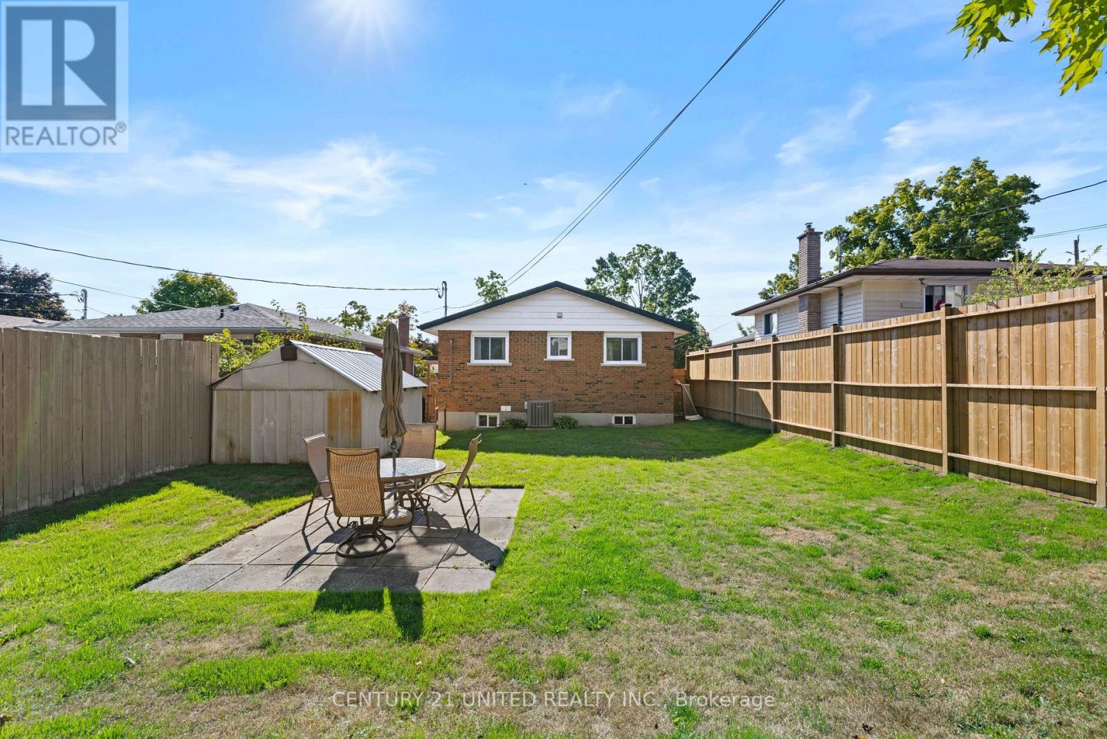 392 Wellington Street, Peterborough (Northcrest Ward 5), Ontario  K9H 5C2 - Photo 27 - X12383645