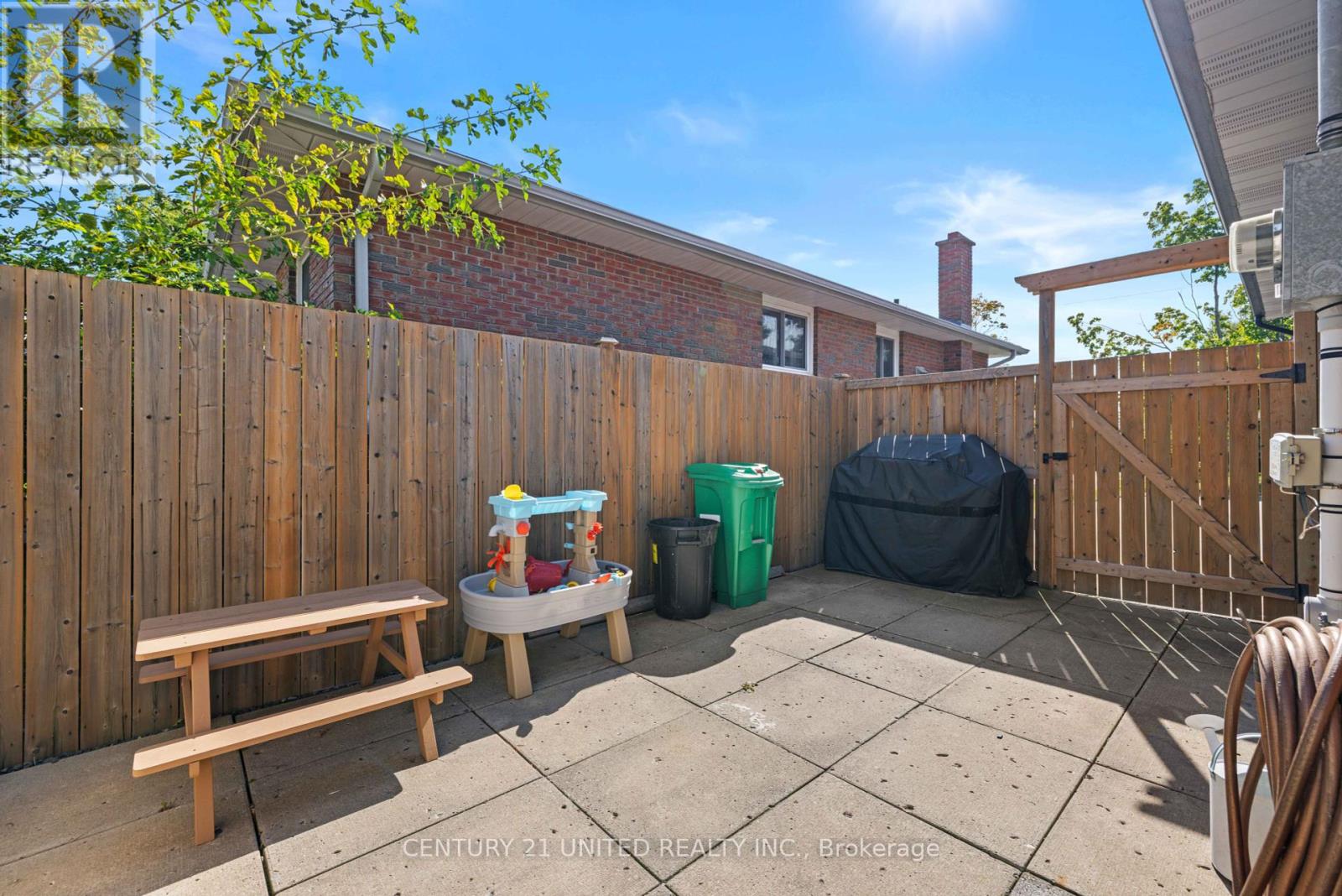 392 Wellington Street, Peterborough (Northcrest Ward 5), Ontario  K9H 5C2 - Photo 29 - X12383645