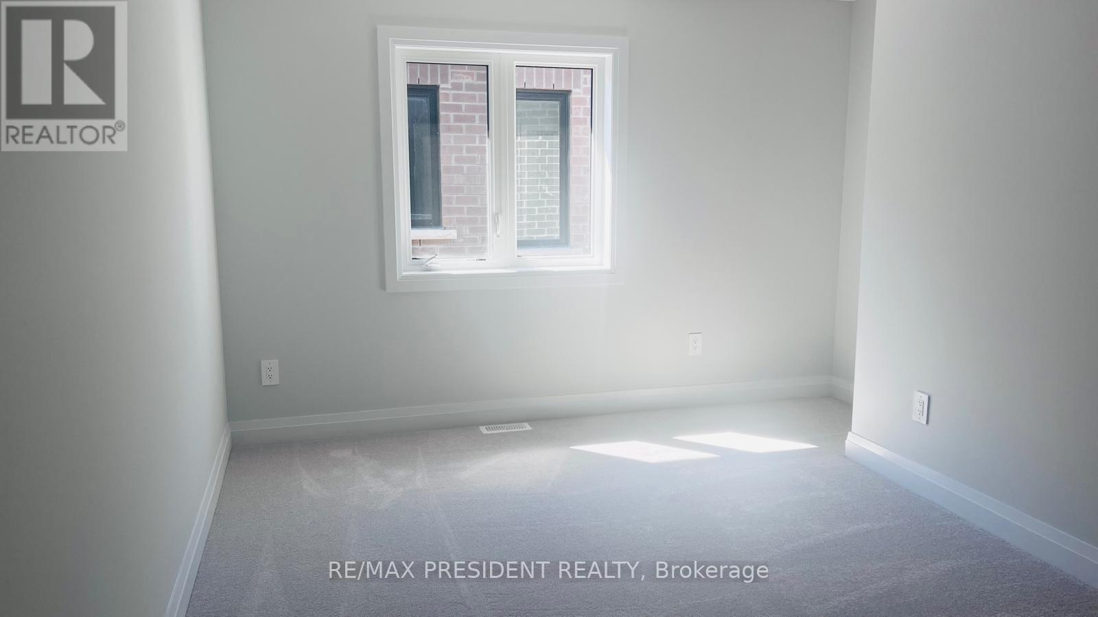 94 Butler Boulevard, Kawartha Lakes (Lindsay), Ontario  K9V 0S1 - Photo 12 - X12383971