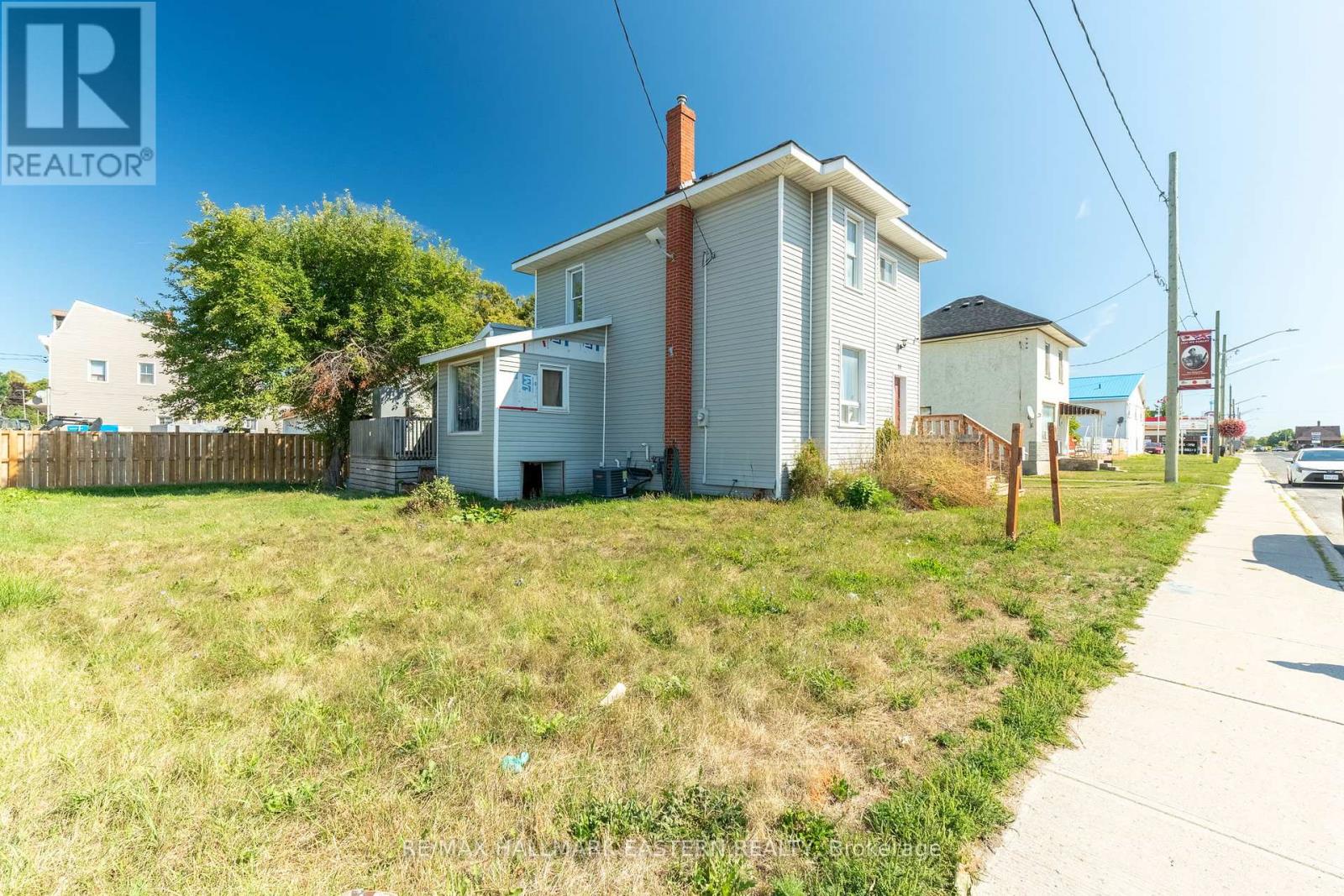 14 Ottawa Street W, Havelock-Belmont-Methuen (Havelock), Ontario  K0L 1Z0 - Photo 3 - X12384524
